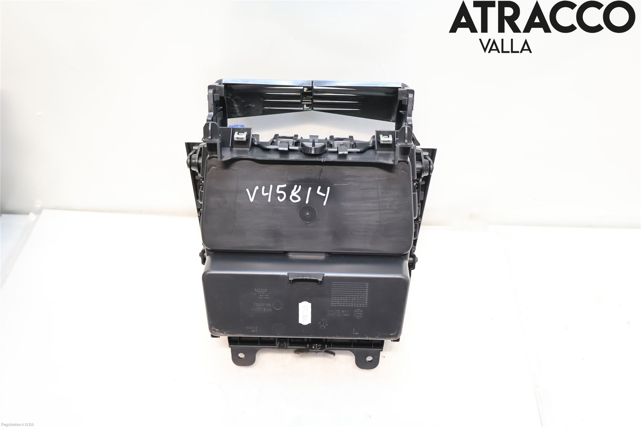 Opel ASTRA L 22- Instrumentbräda Förvaringsfack