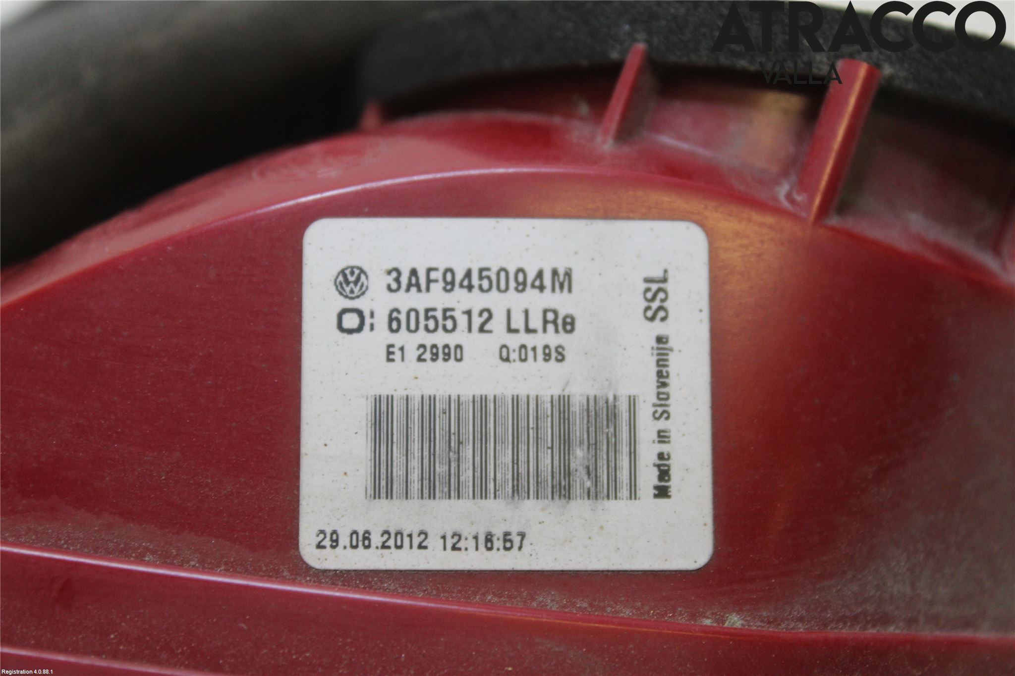 Volkswagen VW PASSAT 11-14 Bakljus Lucka Hö