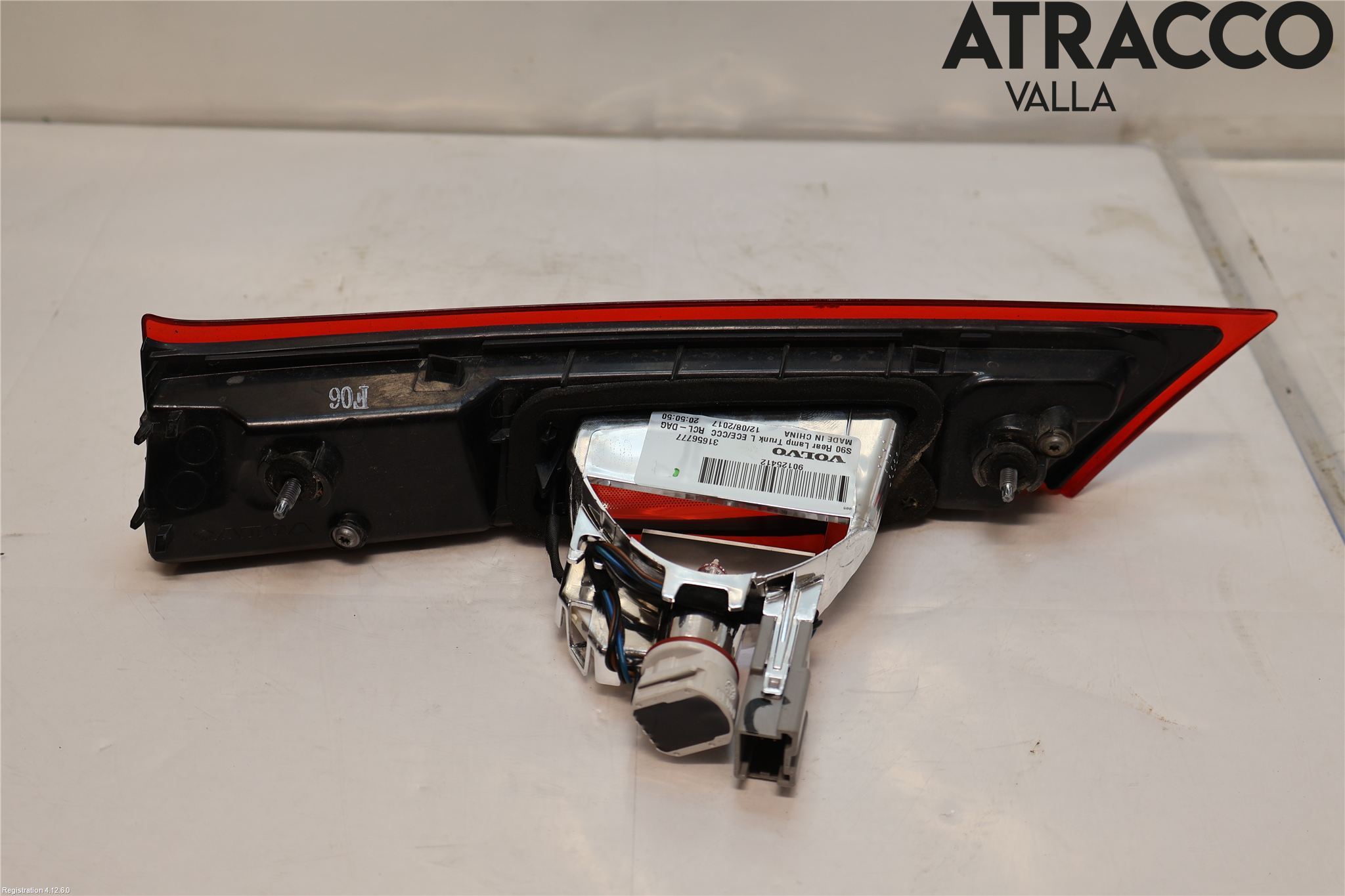 Volvo S90 17->> Bakljus Lucka Vä