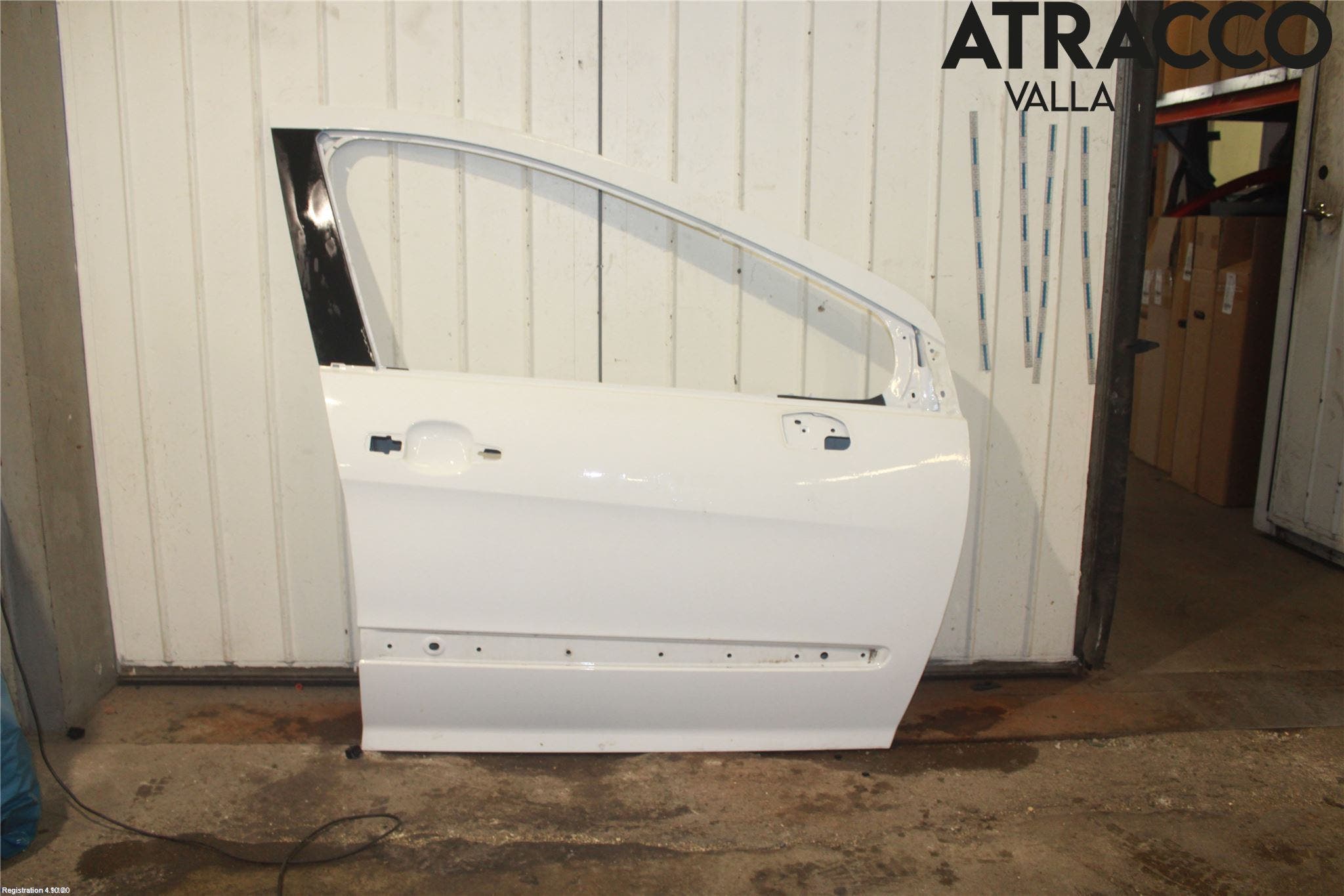 Peugeot 308 08-13 Dörr Fram Höger