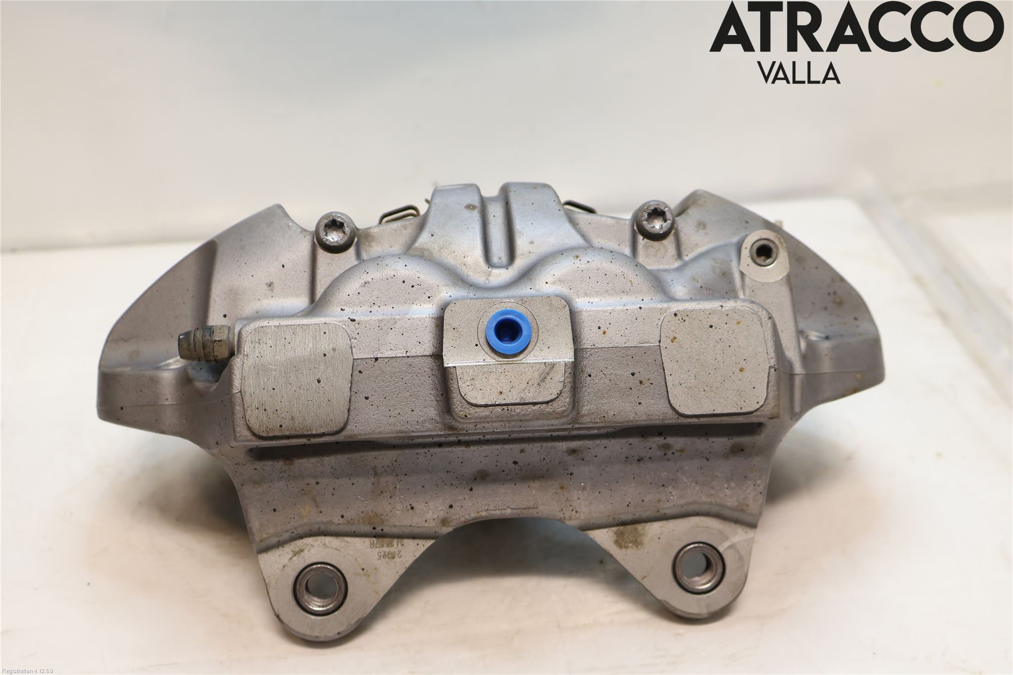 Tesla MODEL Y 21- Bromsok Fram Höger