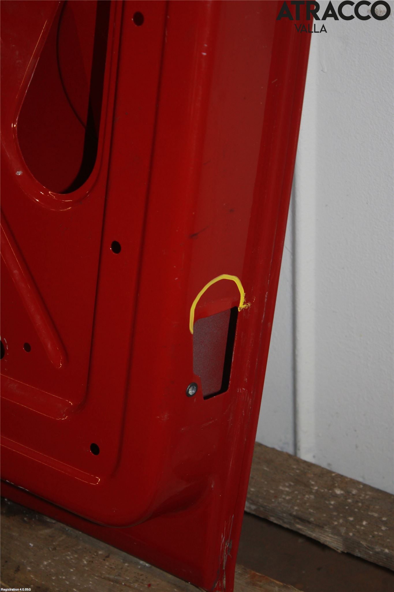 Volkswagen VW CADDY      04-10 Dörr Bak Van-Skåp Höger