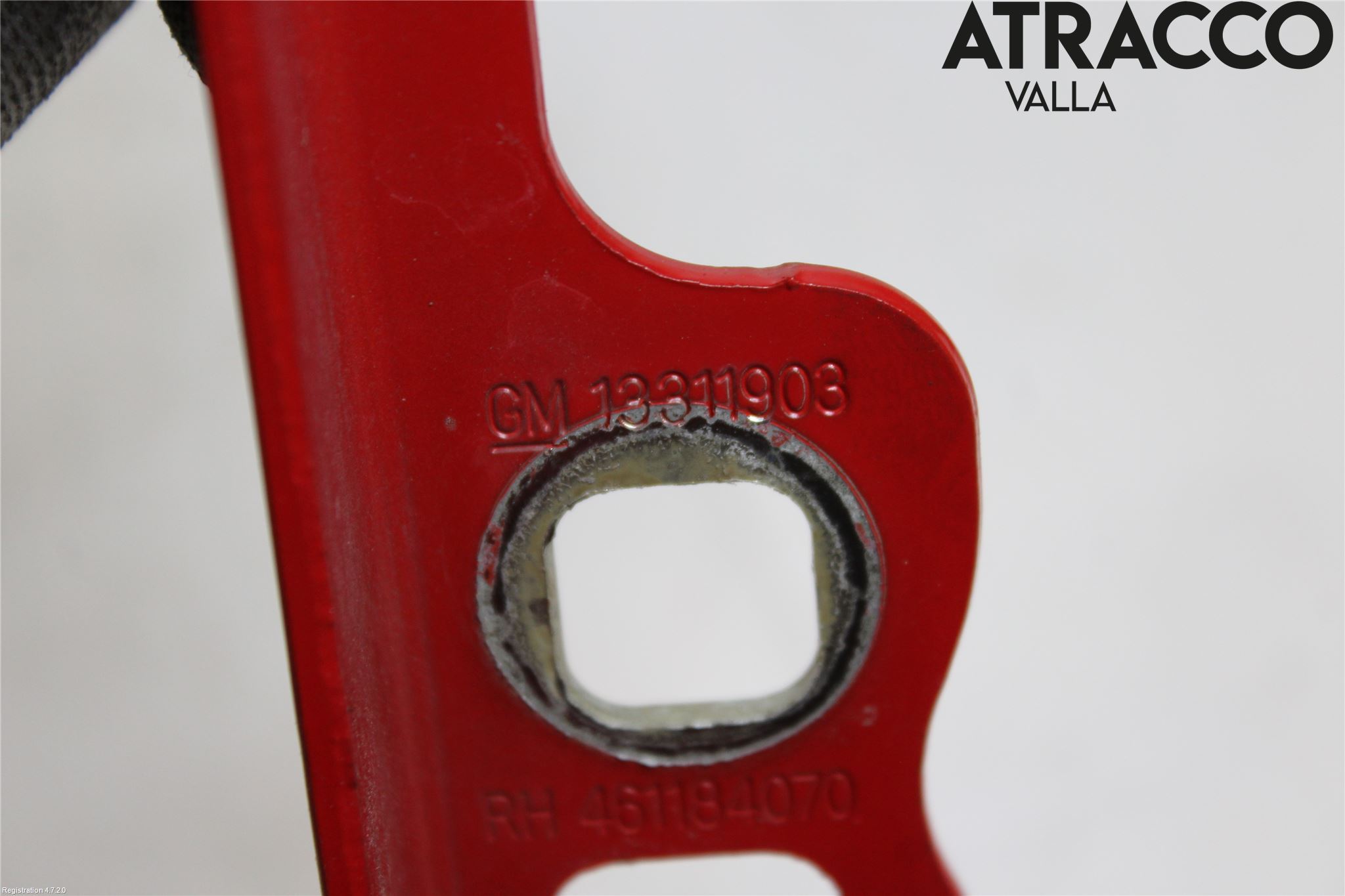 Opel CORSA E 15-19 Huvgångjärn