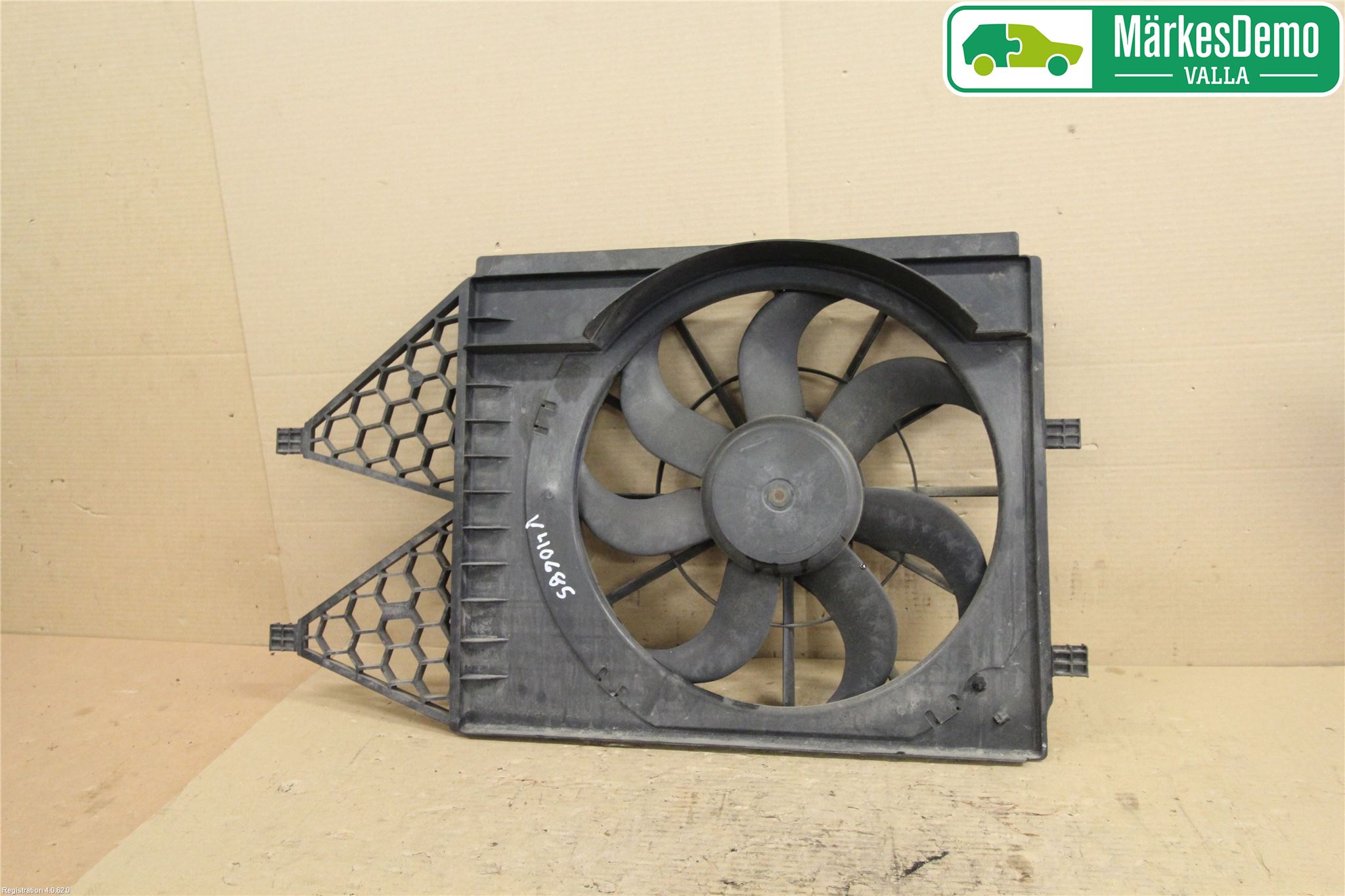 Volkswagen VW POLO 10-17 Kylfläkt El