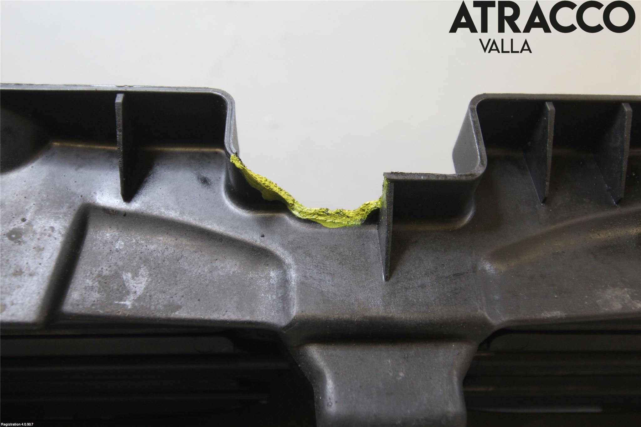 BMW 5 E60/61 Sed/Tou 02-10 Deflektor Plåt-Plast Kylning