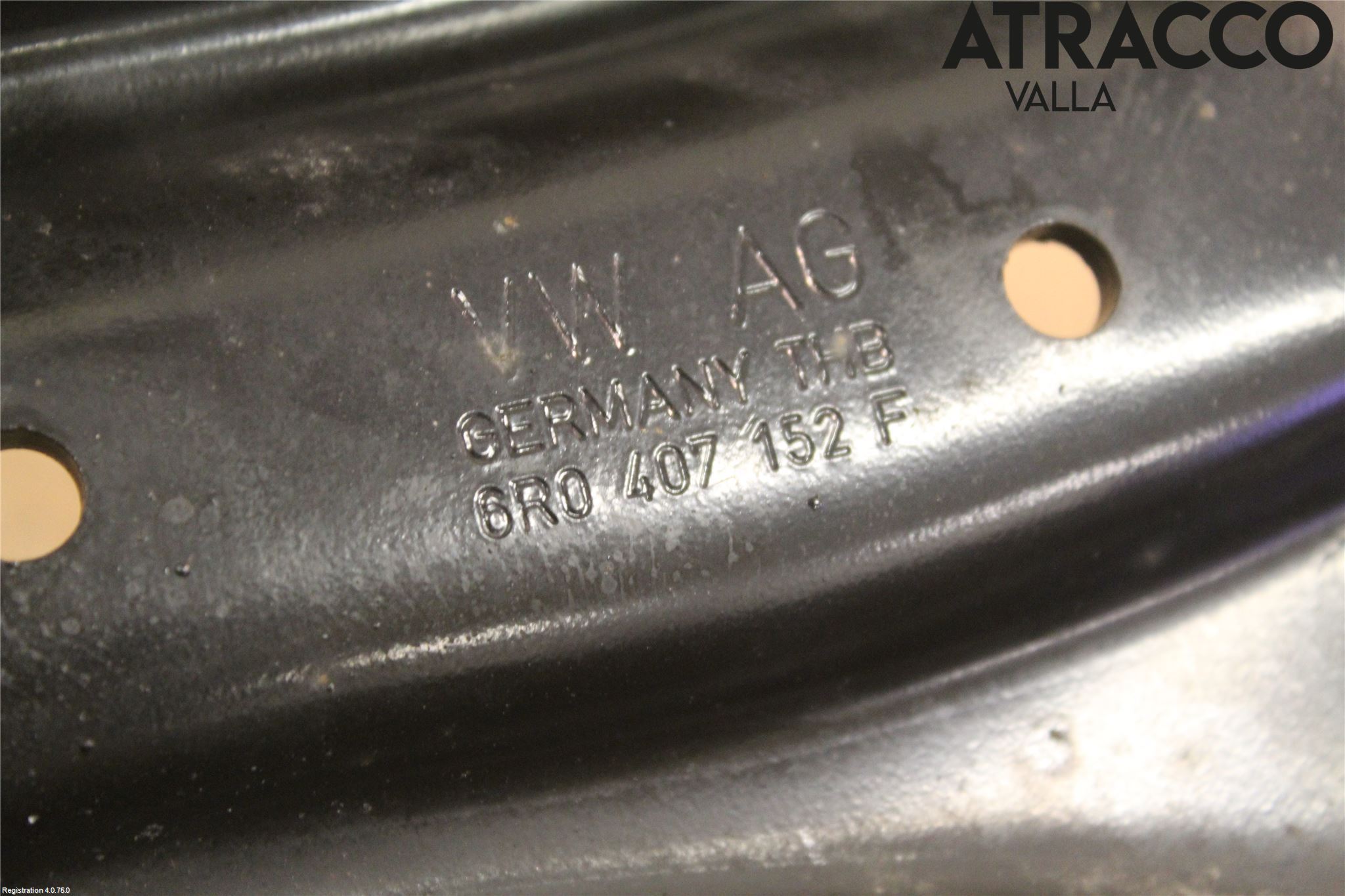 Skoda FABIA 15-21 Bärarm Fram Undre Hö