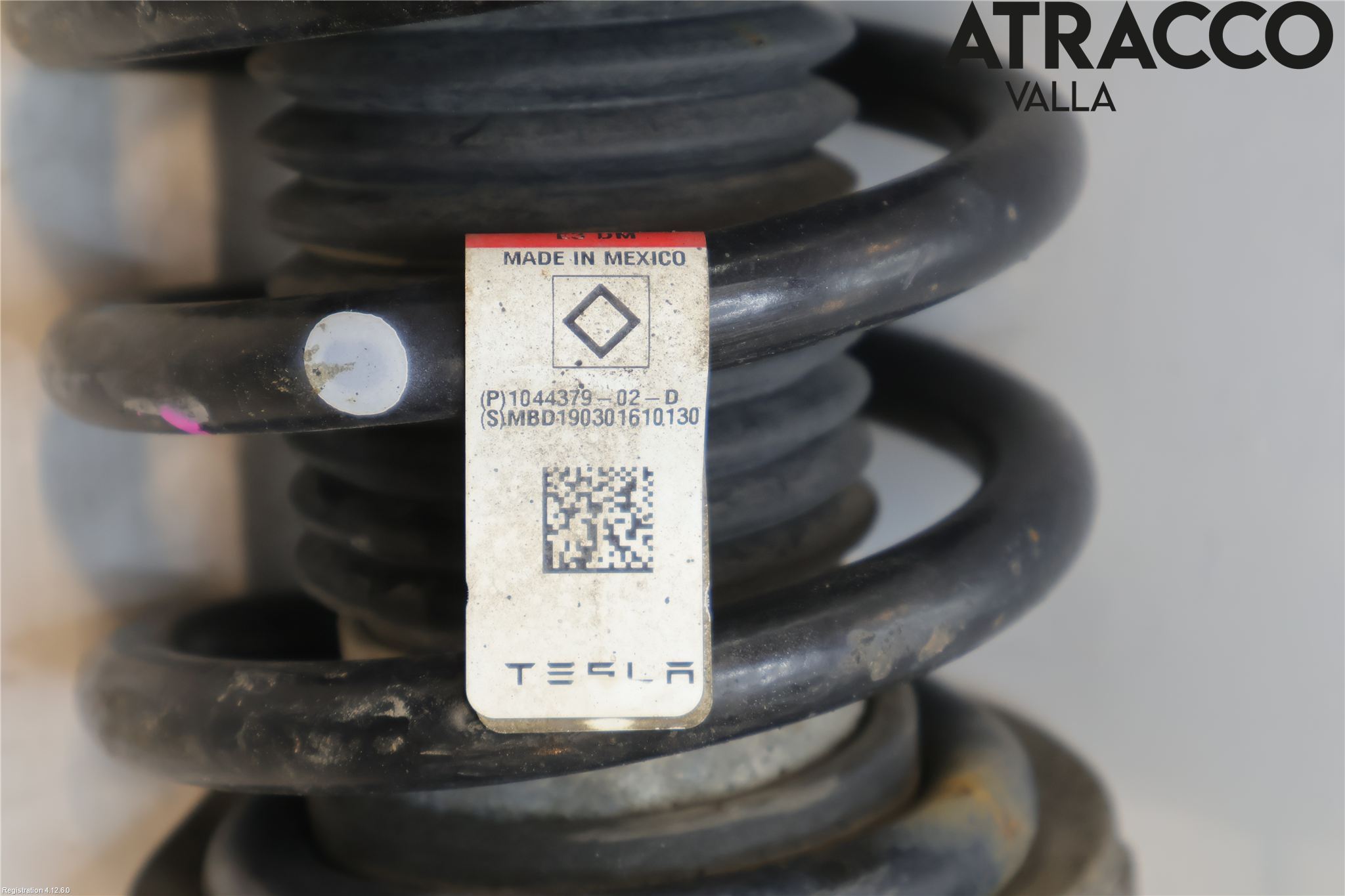 Tesla MODEL 3 17- Fjäderben Fram Vänster