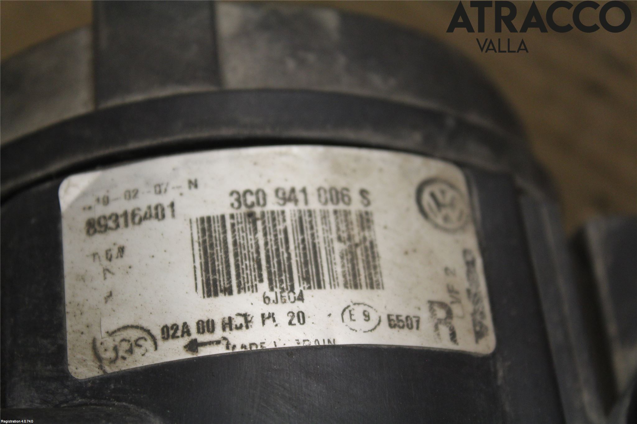 Volkswagen VW PASSAT 05-11 Strålkastare Höger