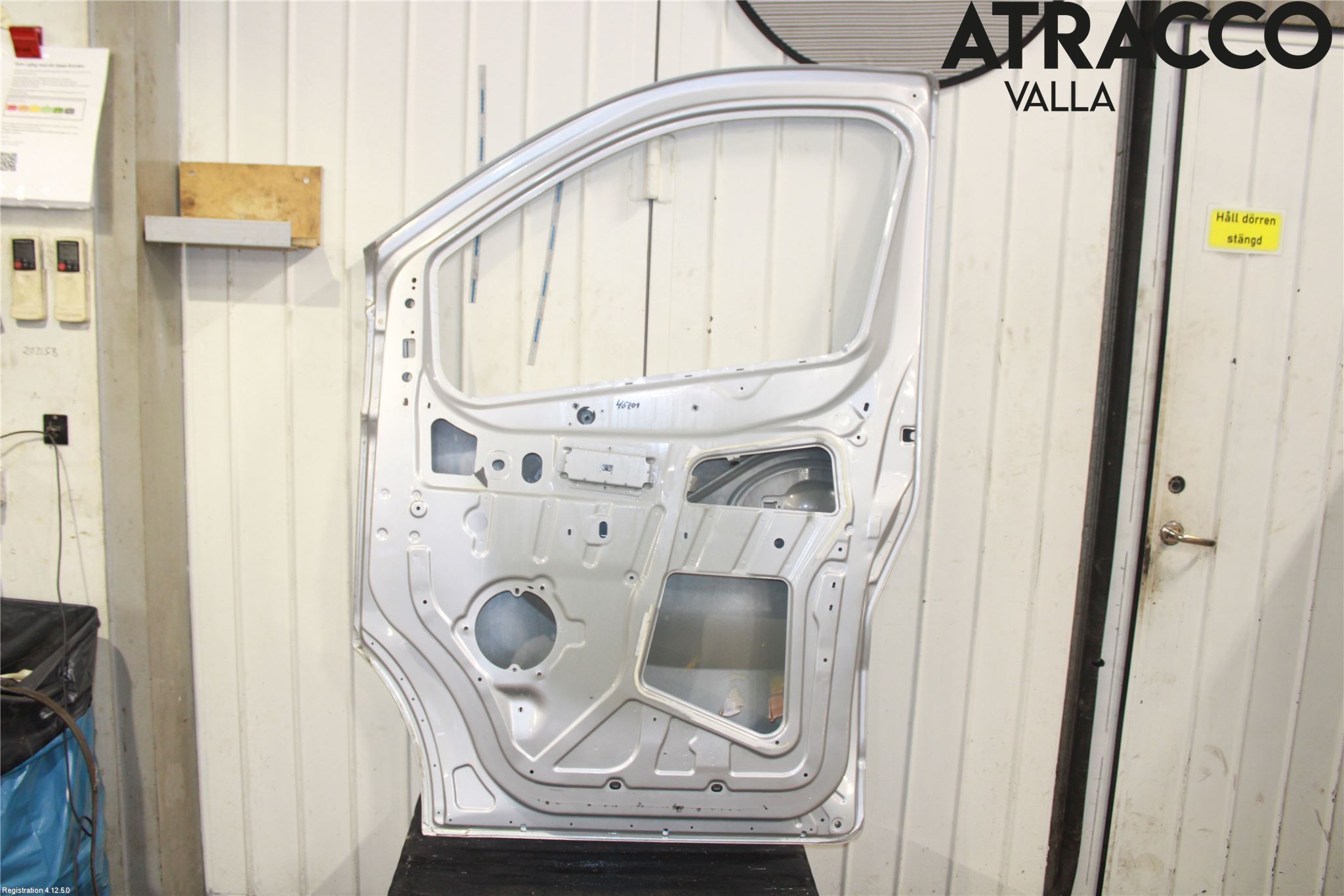 Opel VIVARO 15-19 Dörr Fram Höger