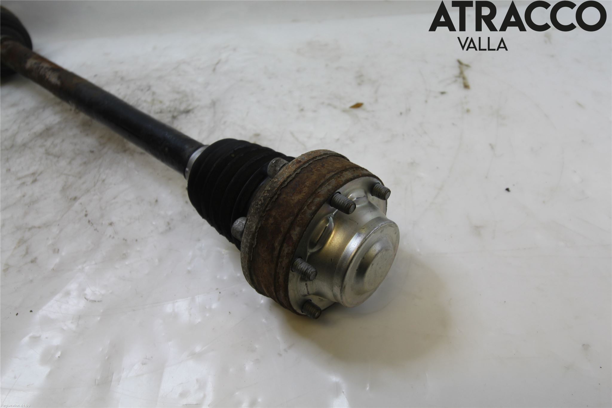 Skoda SUPERB 16-24 Drivaxel Bak Vänster
