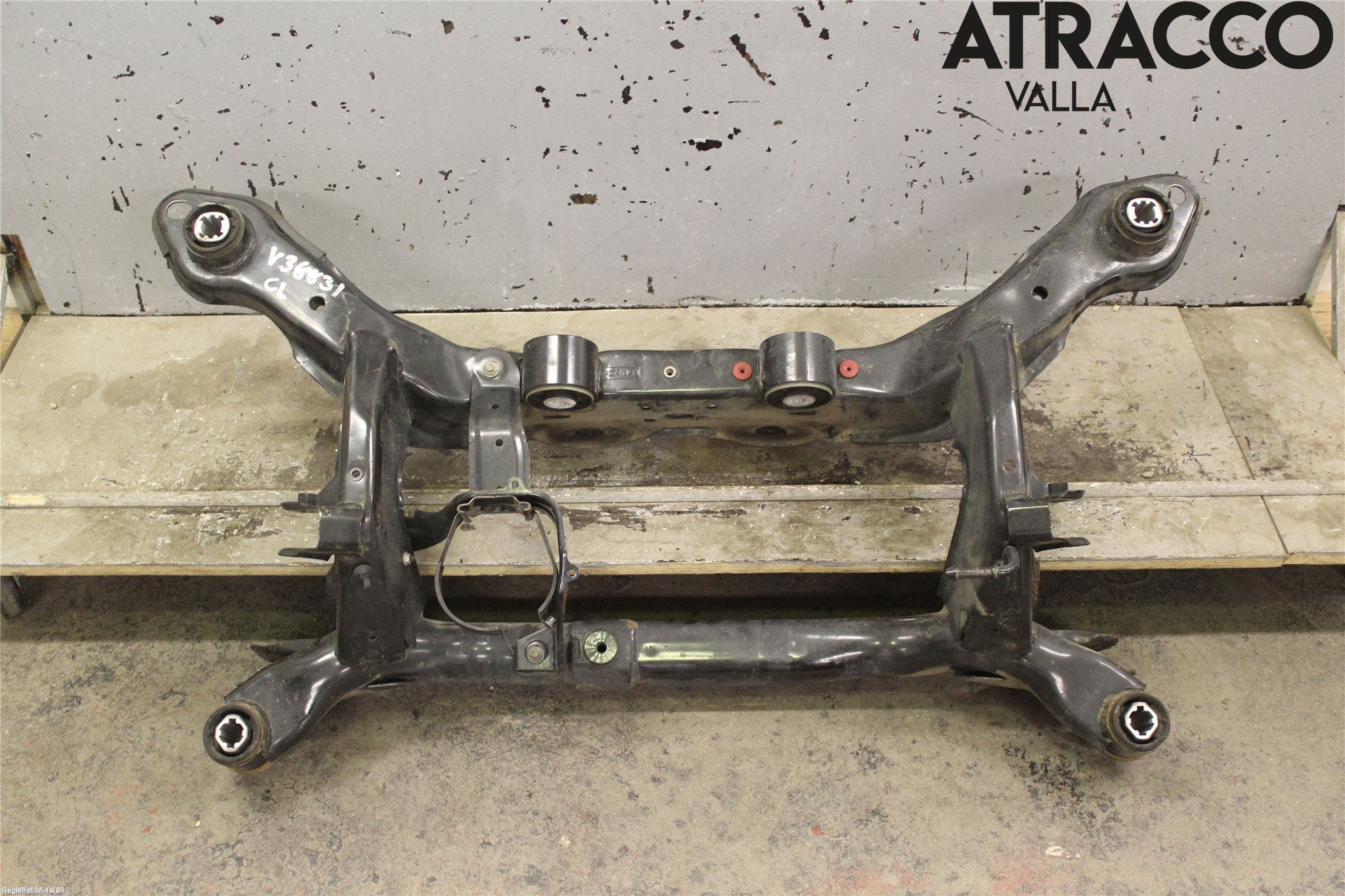 Volvo XC70 14-16 Bakaxelbalk