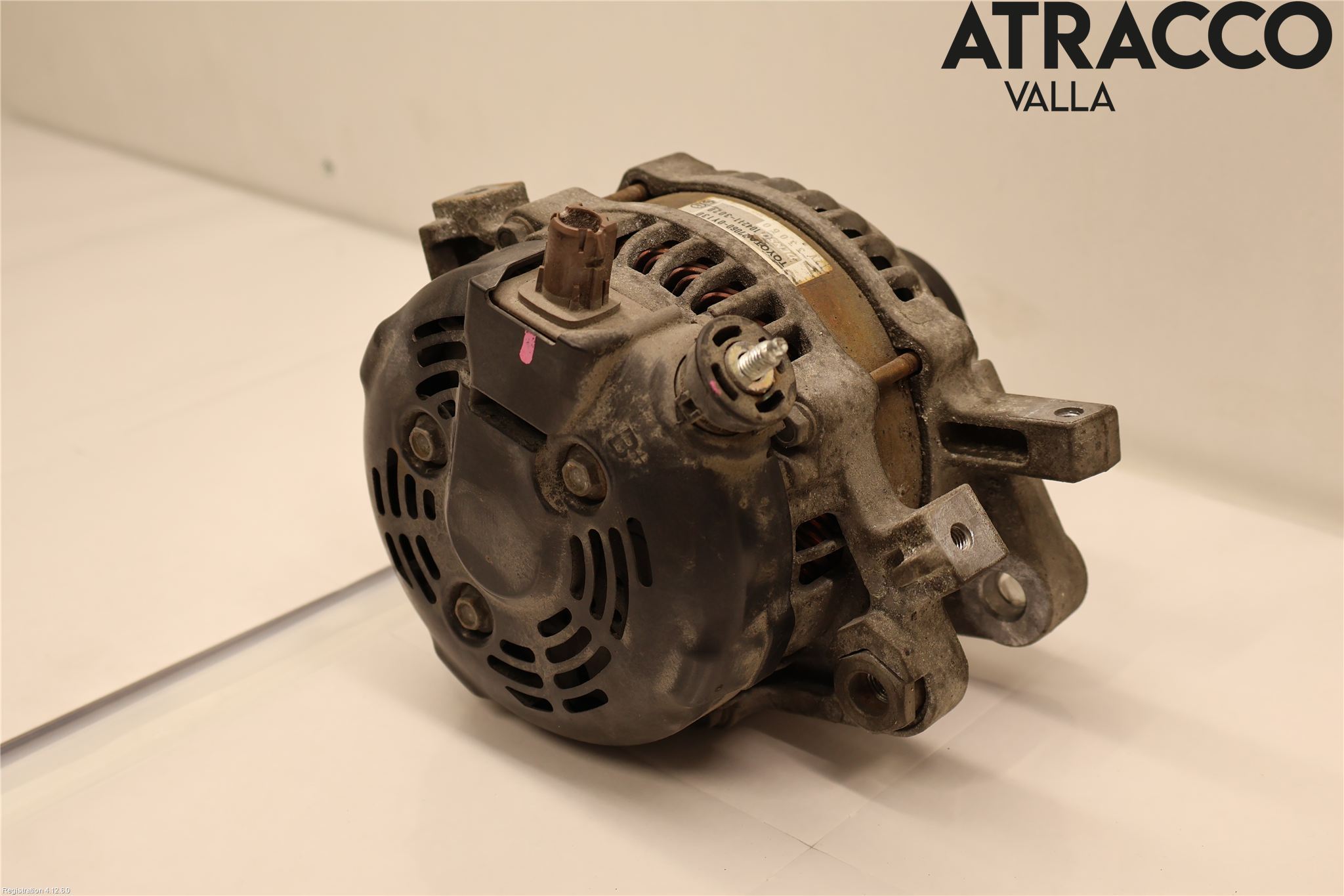 Toyota YARIS XP130 12-14 Generator