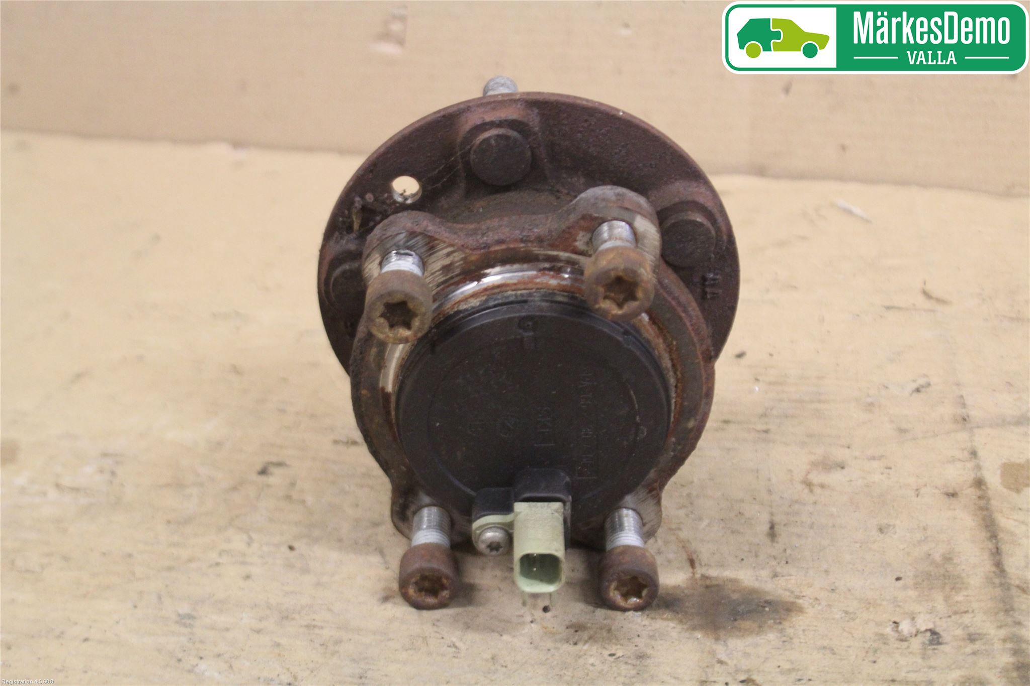 Volvo V40 12-19 Nav Bak