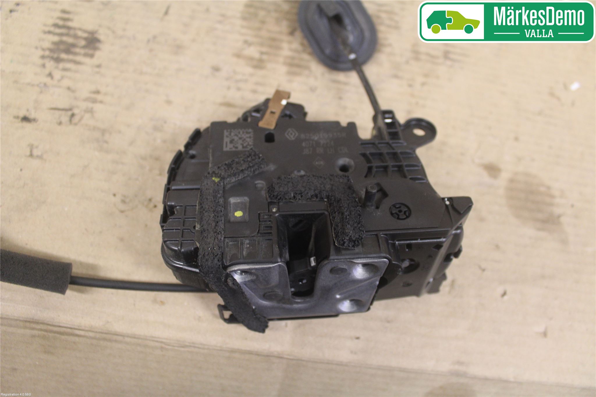 Renault CAPTUR 13-19 Låskista-Dörrlås