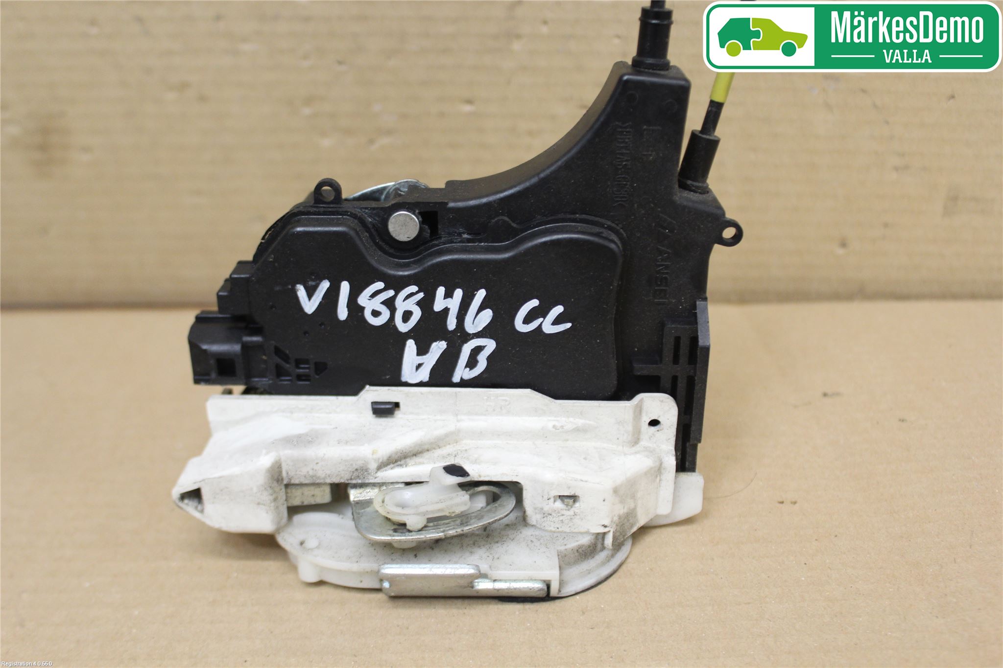 Mitsubishi OUTLANDER 07-12 Låskista-Dörrlås