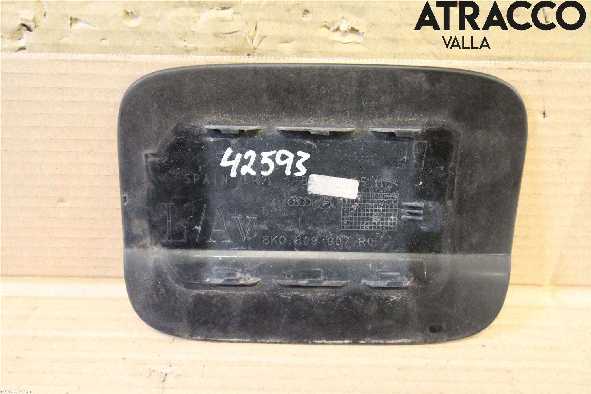 Audi A4/S4 08-11 Tanklucka