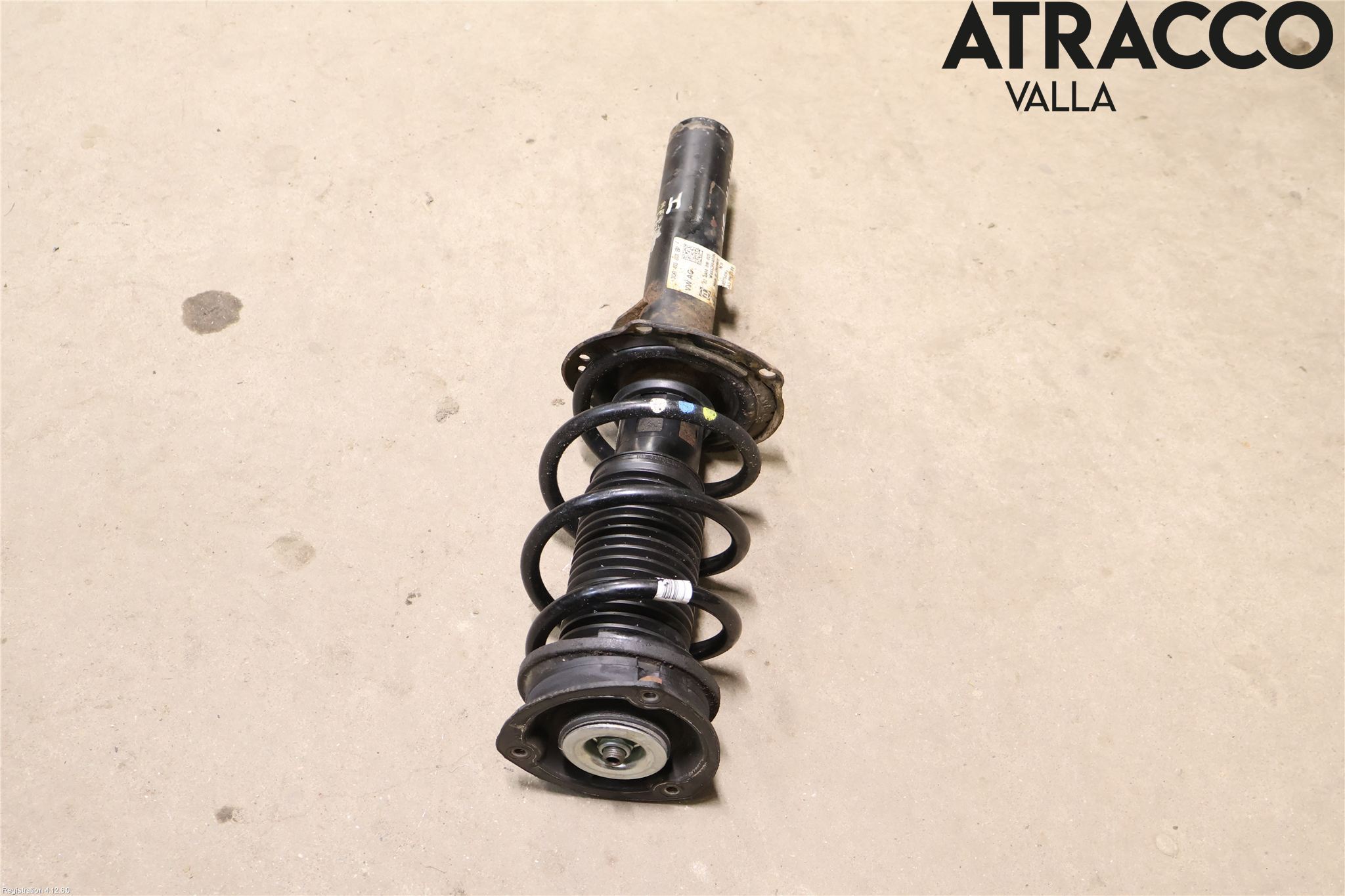 Volkswagen VW PASSAT 15-19 Fjäderben Fram Höger