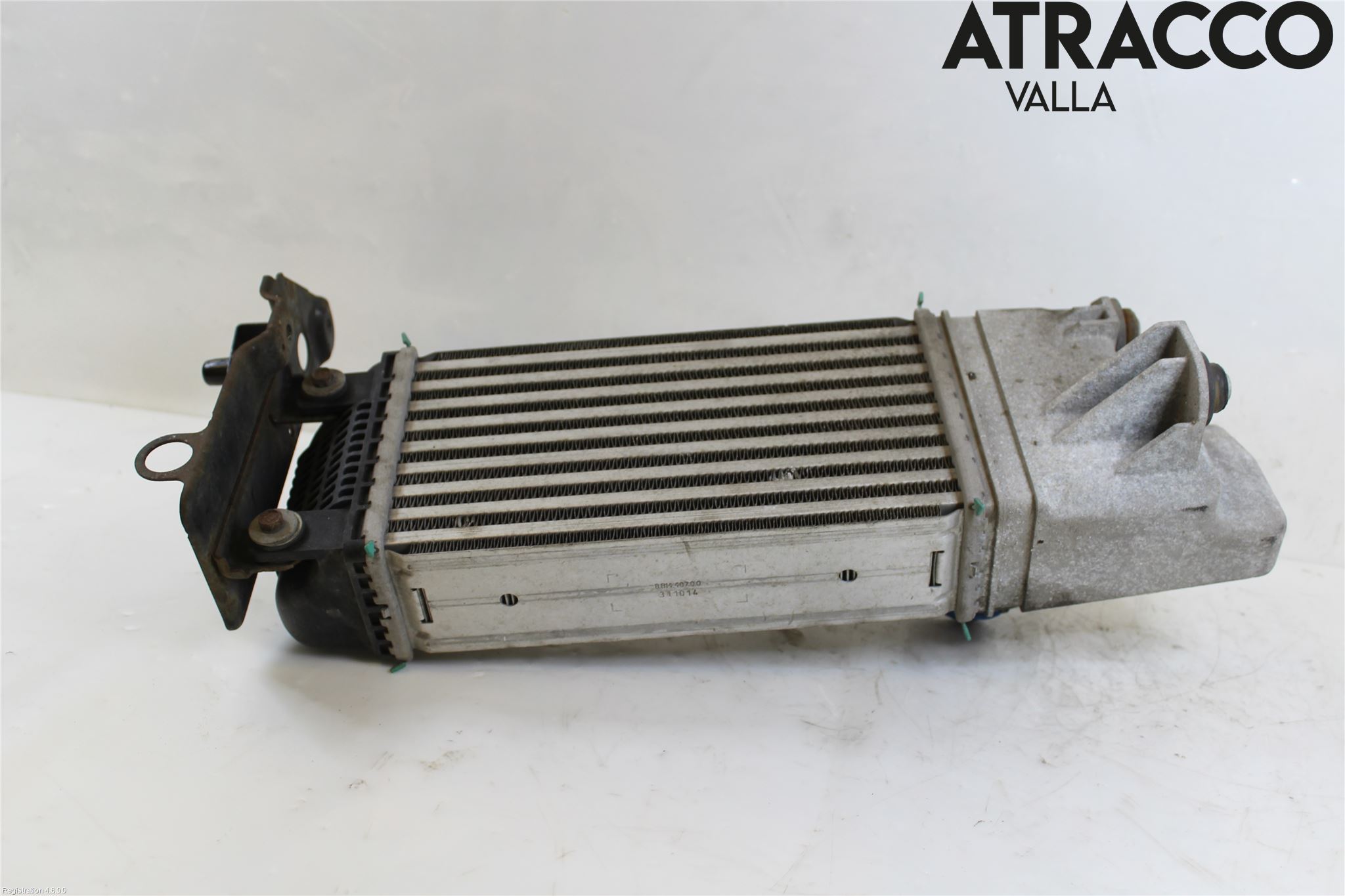 Toyota AURIS 10-12 Laddluft-Intercooler Kyl