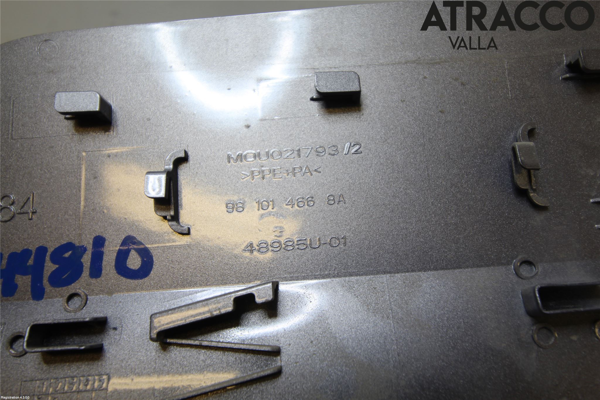 Peugeot 3008 17-24 Tanklucka