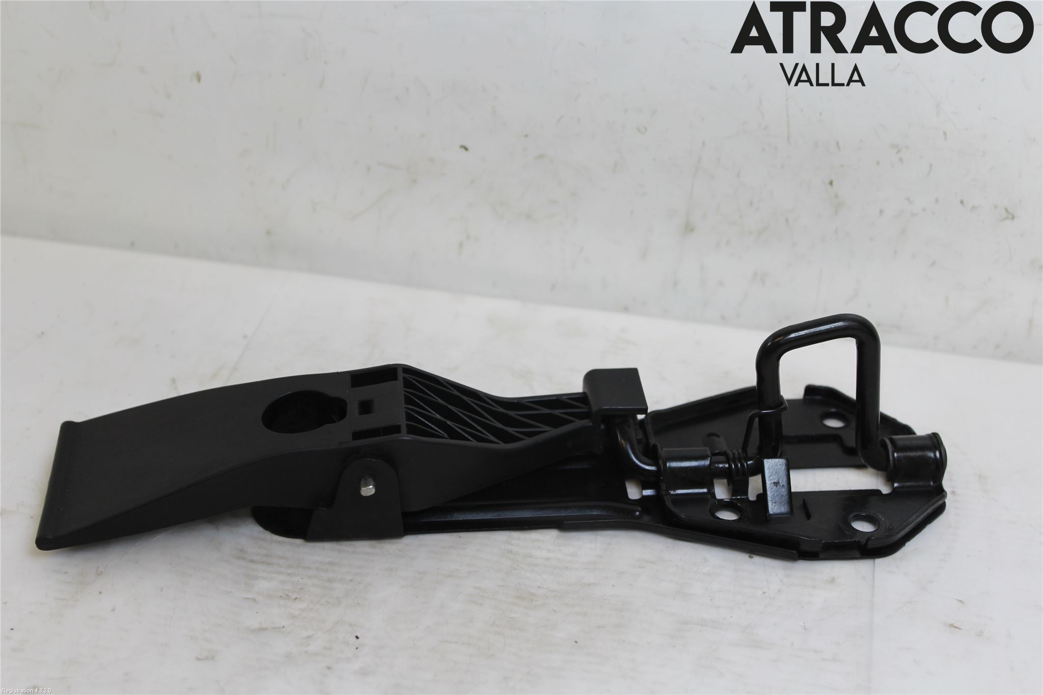 Audi A6 ALLROAD 12-18 Huv Spärr