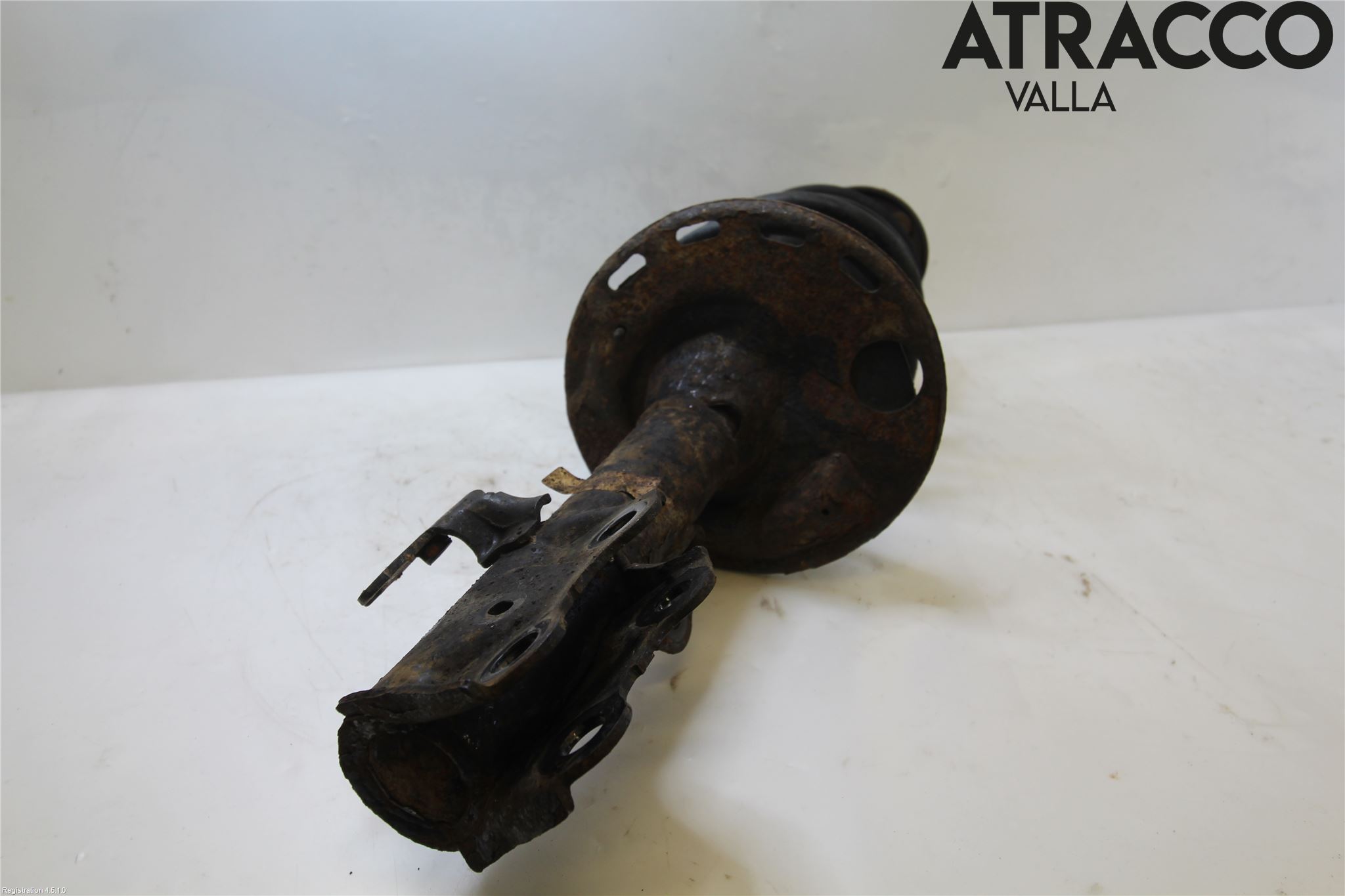 Toyota AVENSIS 16-18 Fjäderben Fram Höger