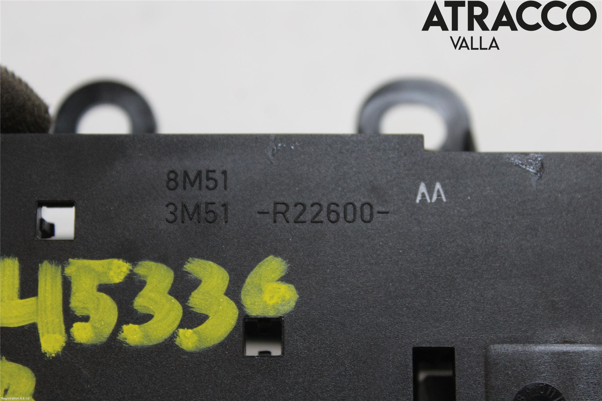 Ford KUGA 08-12 Dörrhandtag Inre Hö