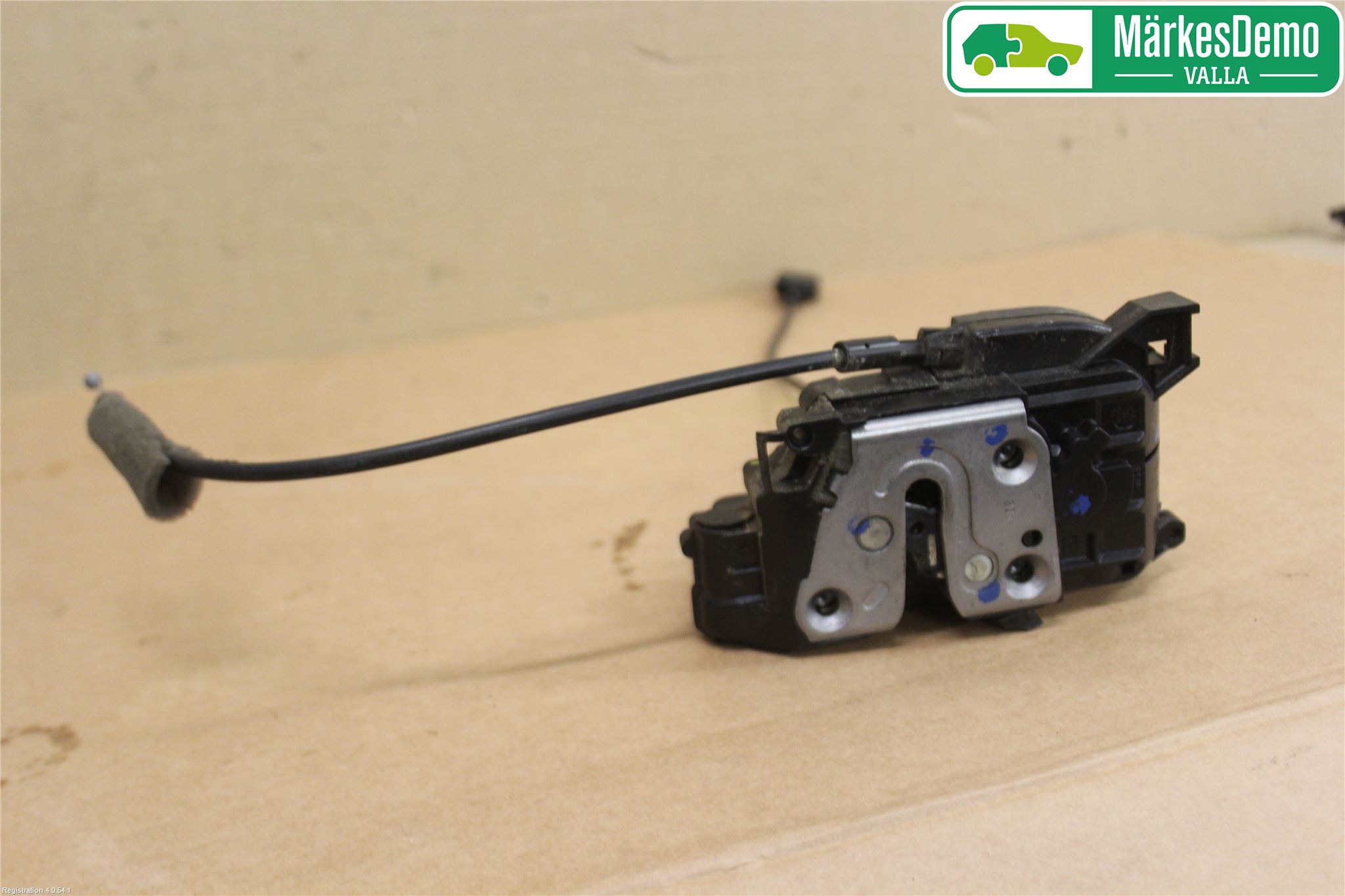 Renault CLIO III  09-12 Låskista-Dörrlås