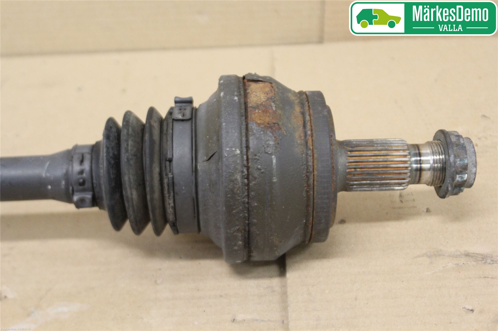 Mercedes-Benz MB C-KLASS (W204) 07-15 Drivaxel Bak Höger