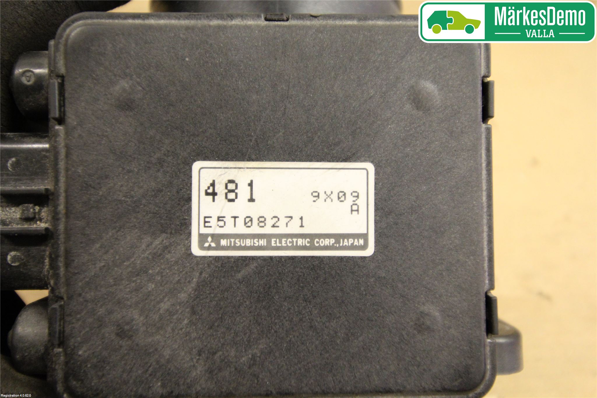 Mitsubishi CARISMA 00-04 Injluftmassamätare