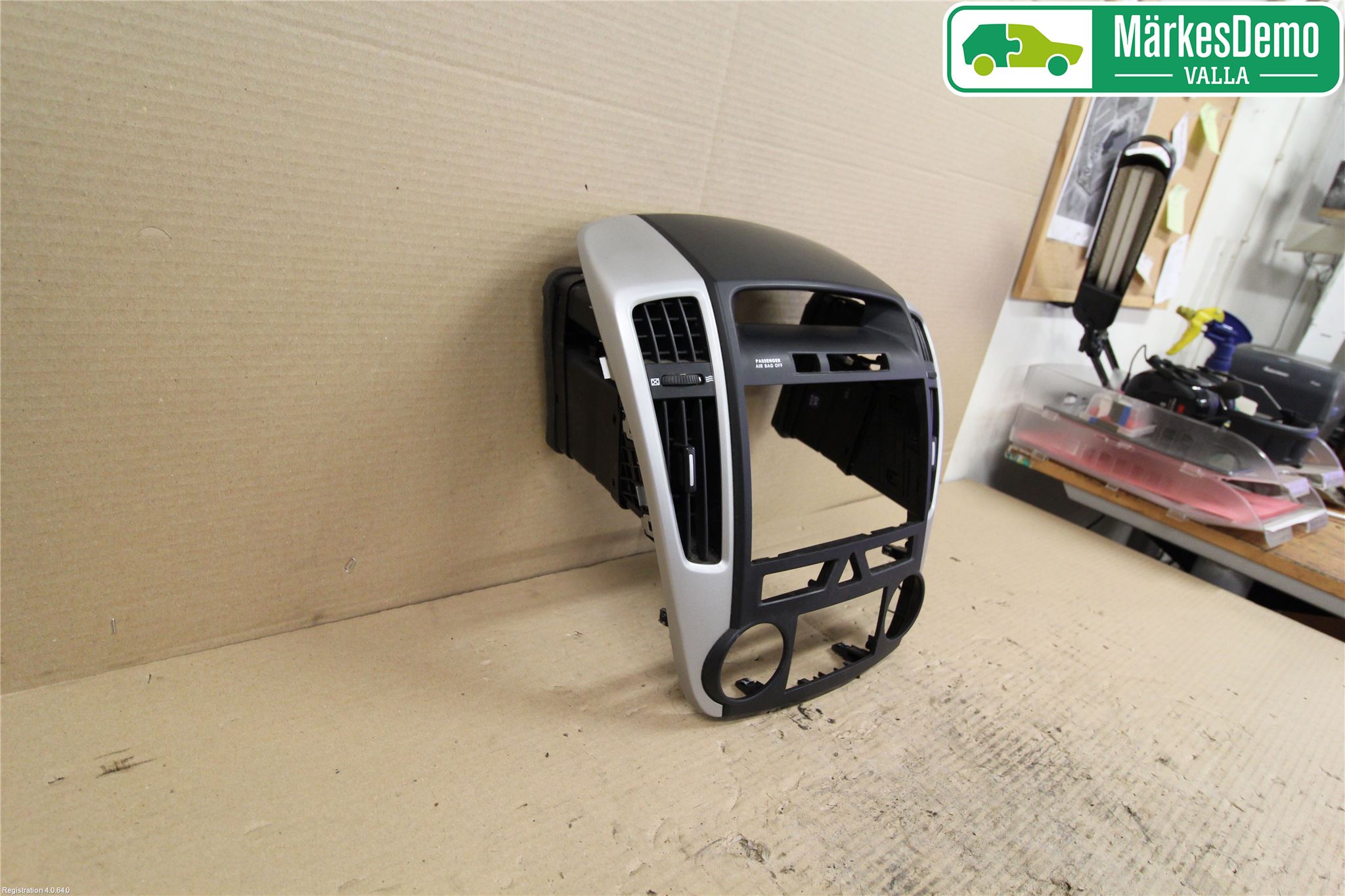 Kia CEED 06-12 Instrument-Radio Sarg