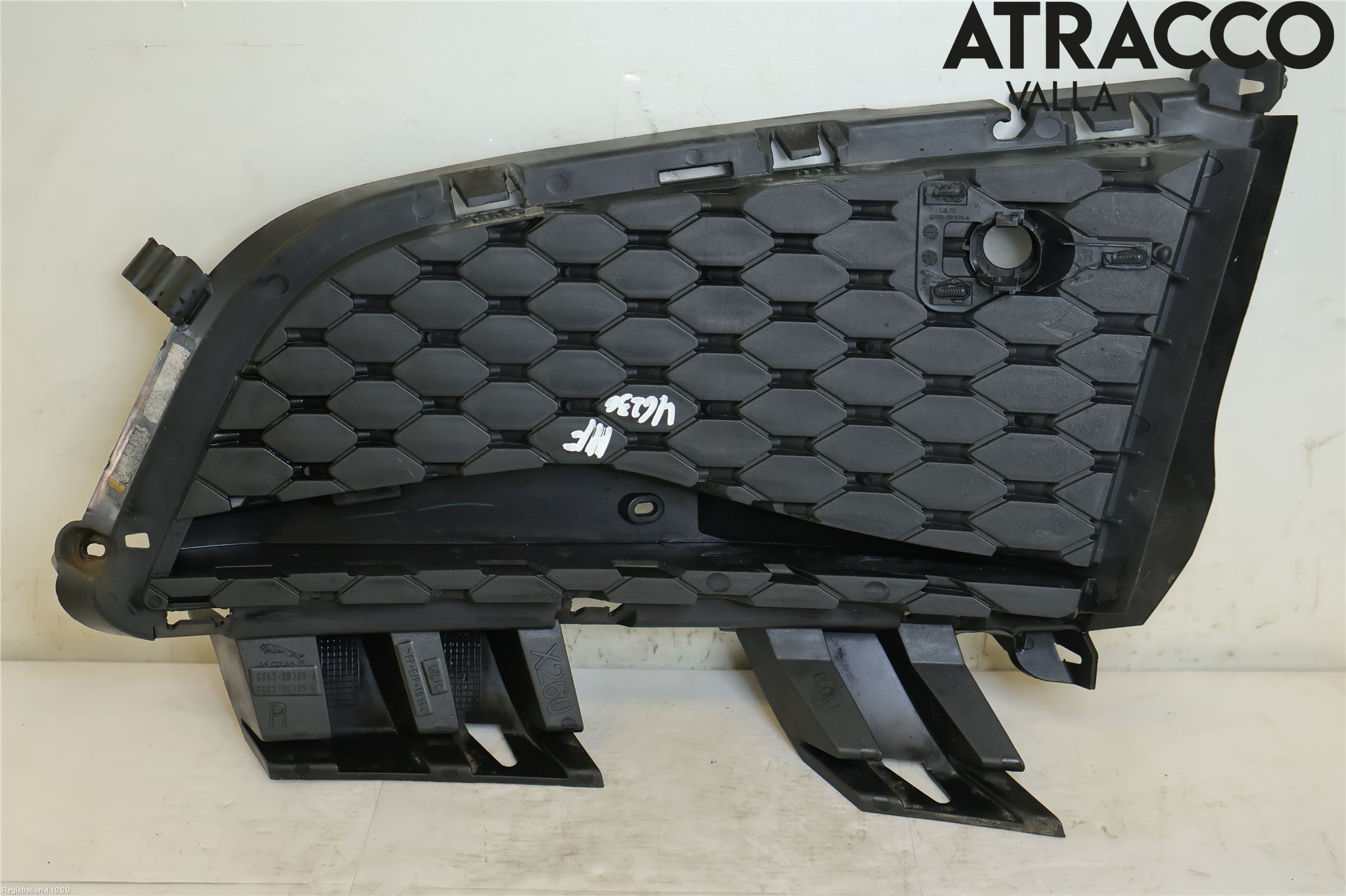 Jaguar XF (X260) 16-24 Stöt Utfyllnad-List-Grill