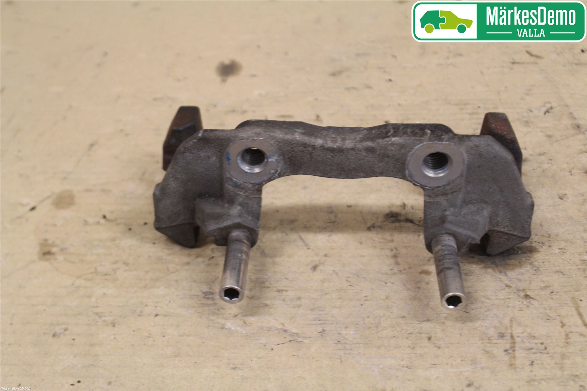 Volvo V40 12-19 Bromsokshållare