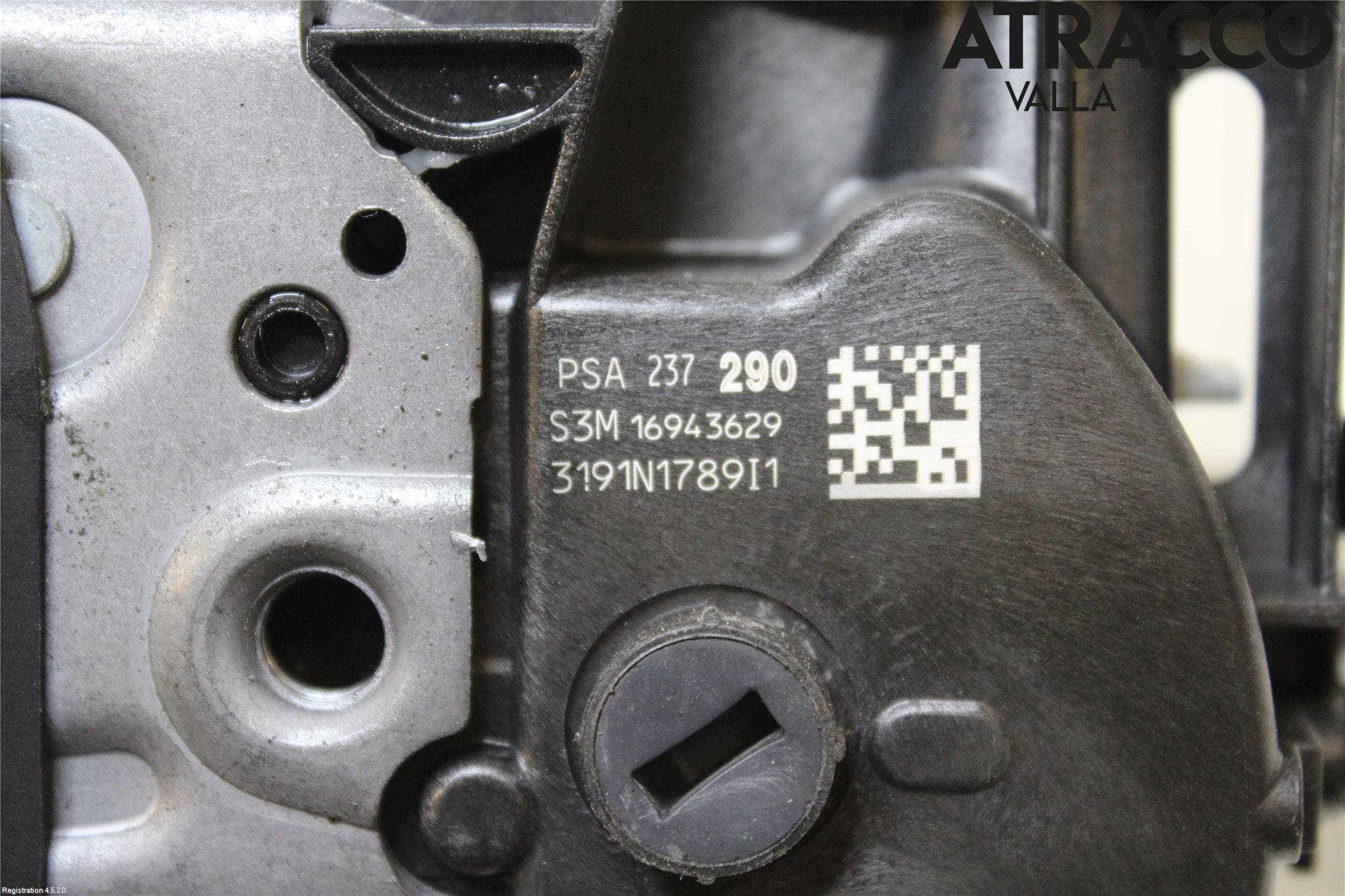 Peugeot 3008 17-24 Låskista-Dörrlås