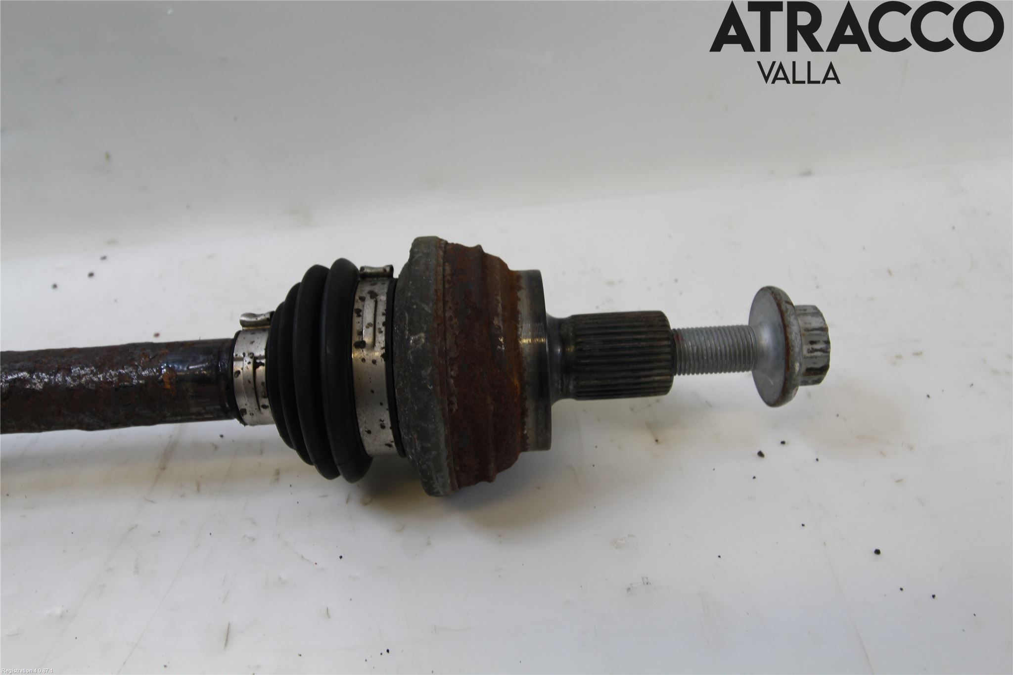 Skoda SUPERB 16-24 Drivaxel Bak Vänster