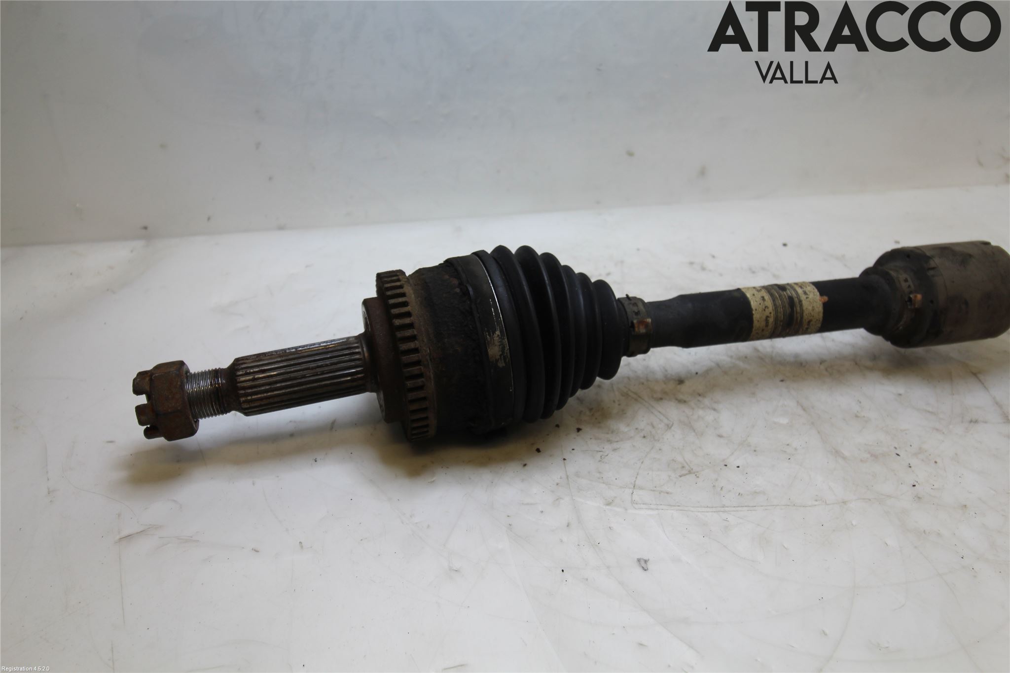 Kia CEED 06-12 Drivaxel Fram Höger