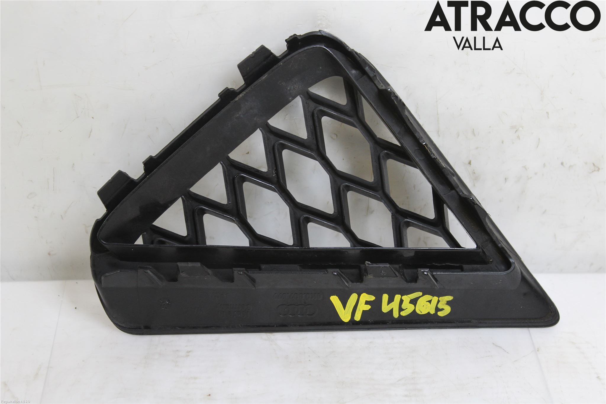 Audi A4 12-15 Stöt Utfyllnad-List-Grill