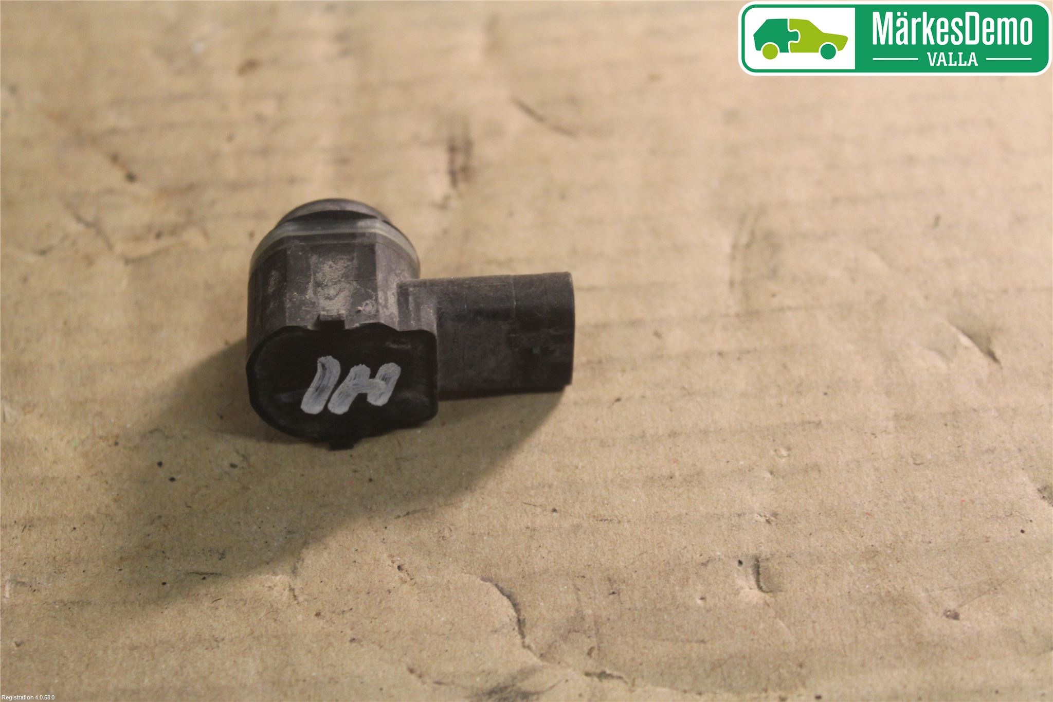 Volvo V40 12-19 Parkeringshjälp Backsensor