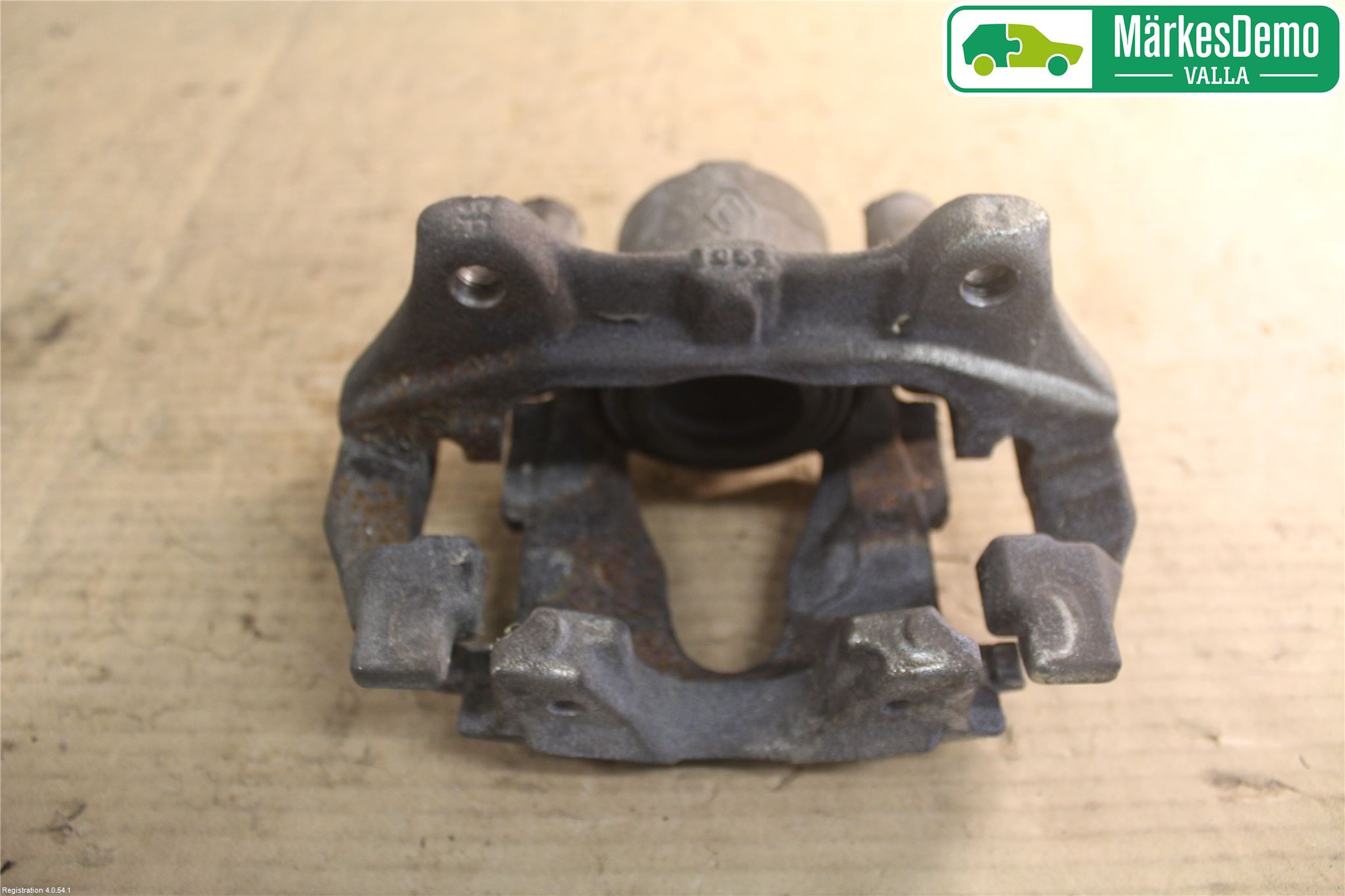 Renault CLIO IV 12-16 Bromsok Fram Höger