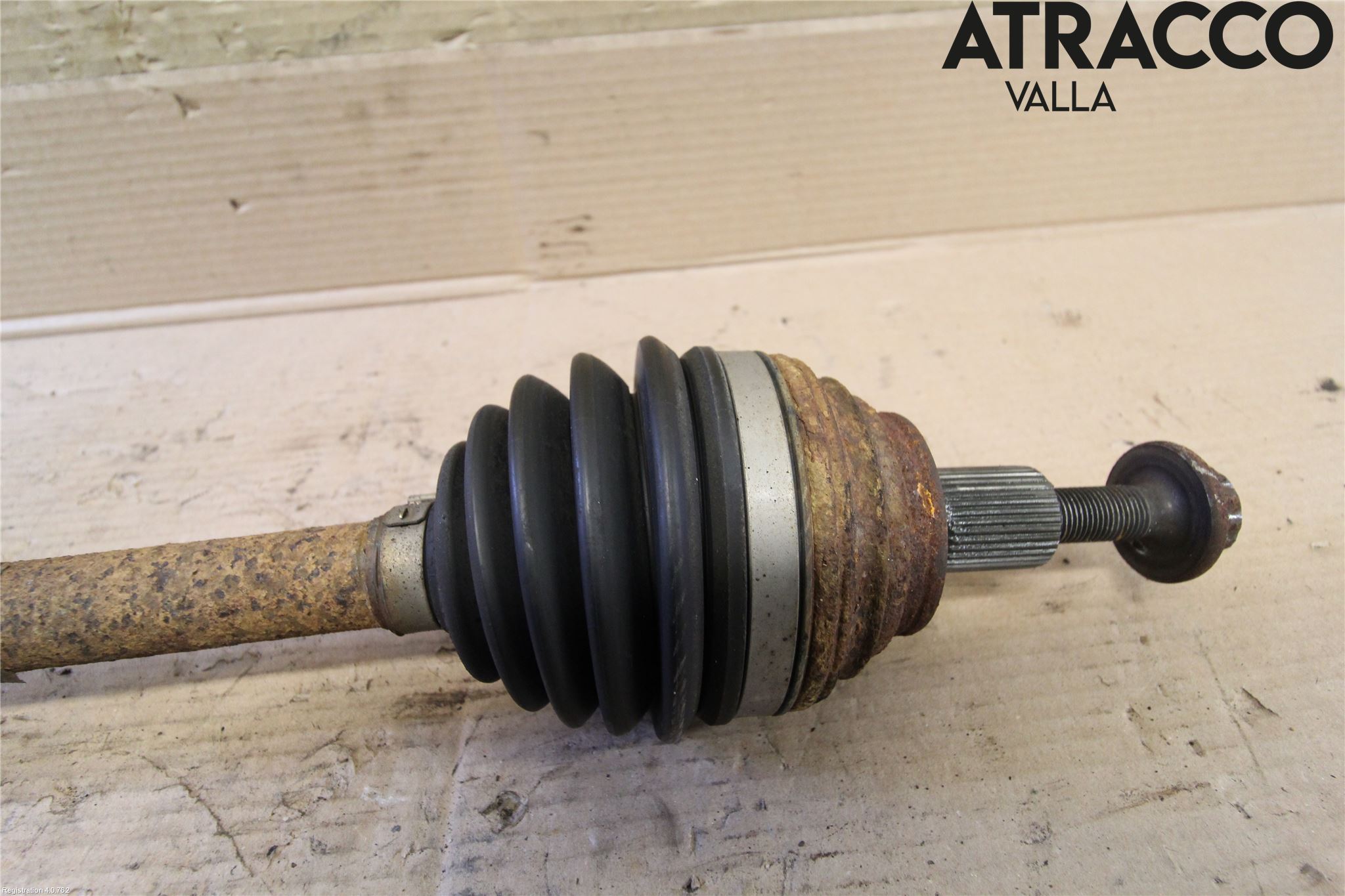 Volkswagen VW GOLF VI 09-13 Drivaxel Fram Vänster