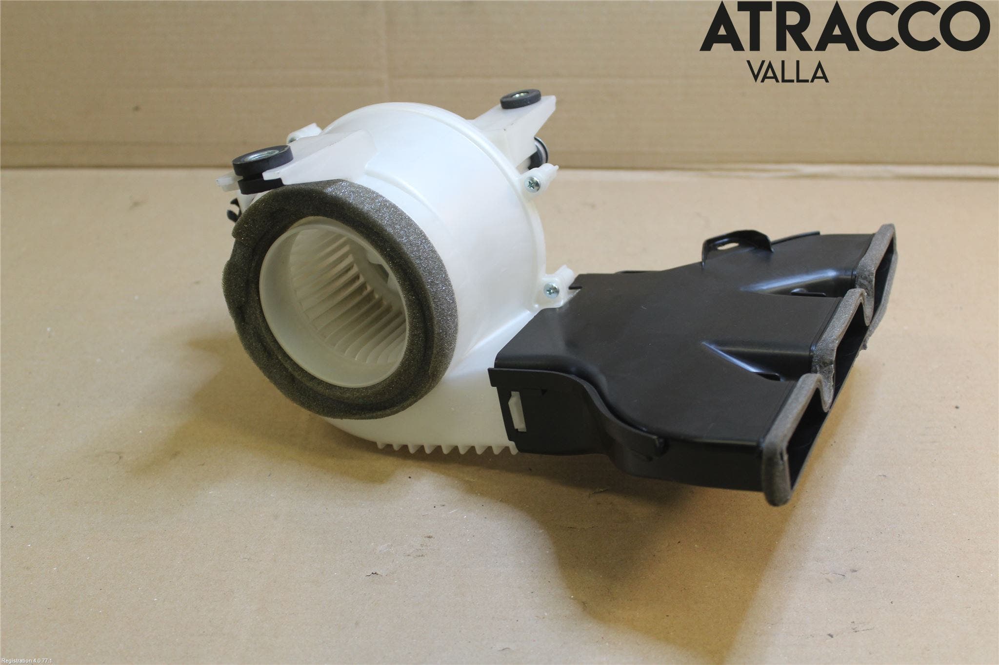 Toyota AURIS 13-19 Kylfläkt El