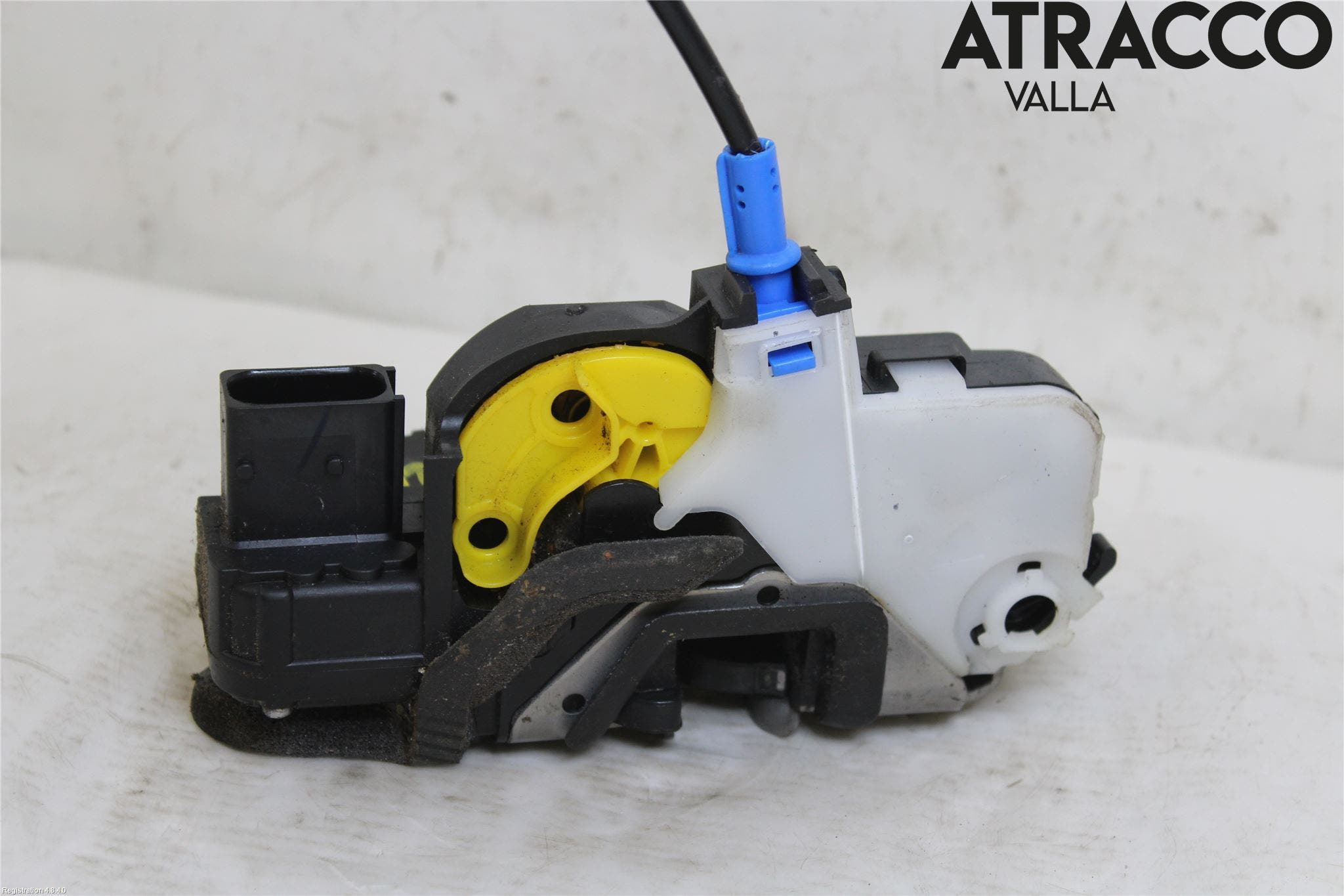 Opel ASTRA J 10-15 Låskista-Dörrlås