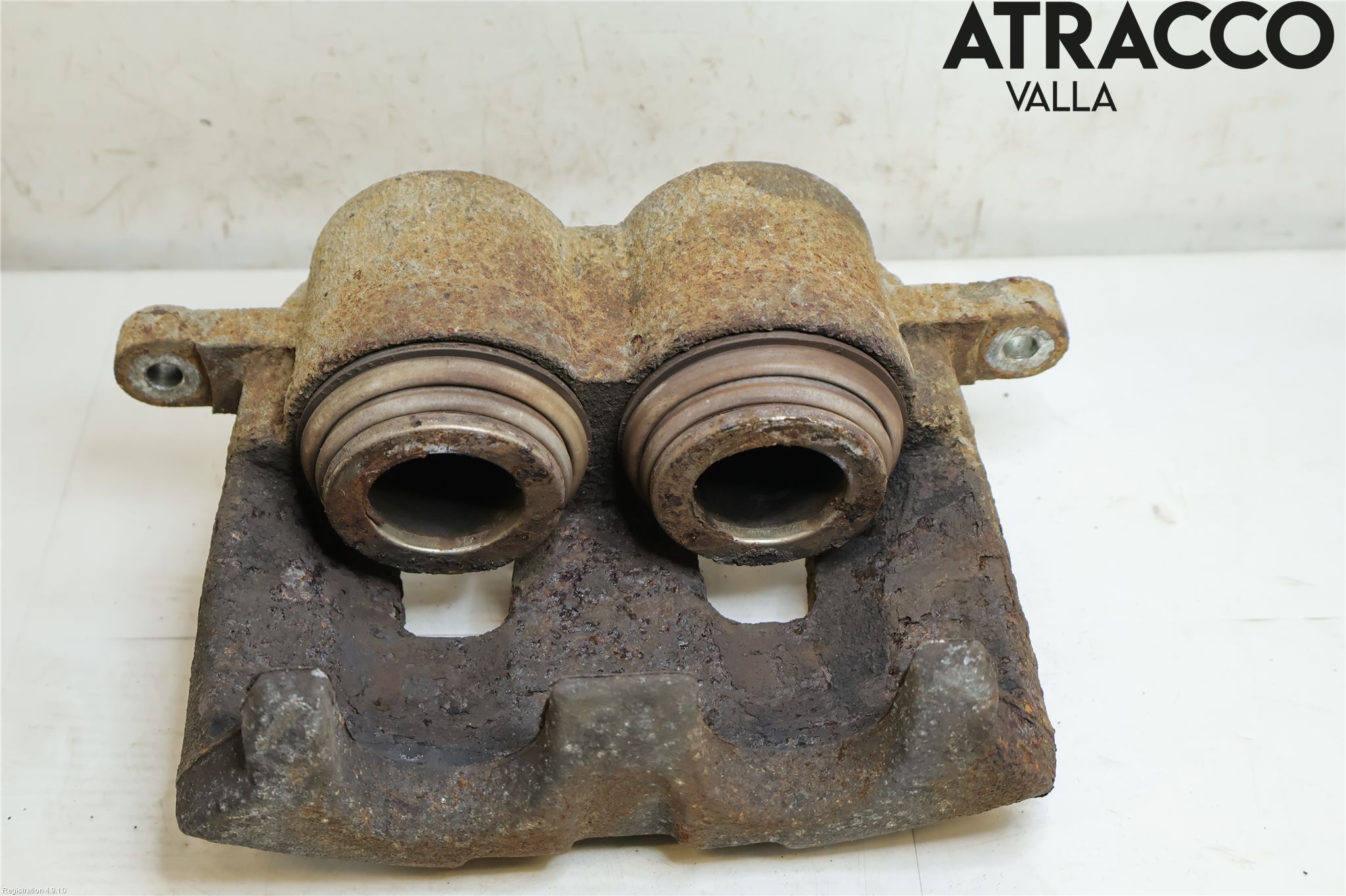 Dodge PICK UP RAM 81- Bromsok Fram Höger