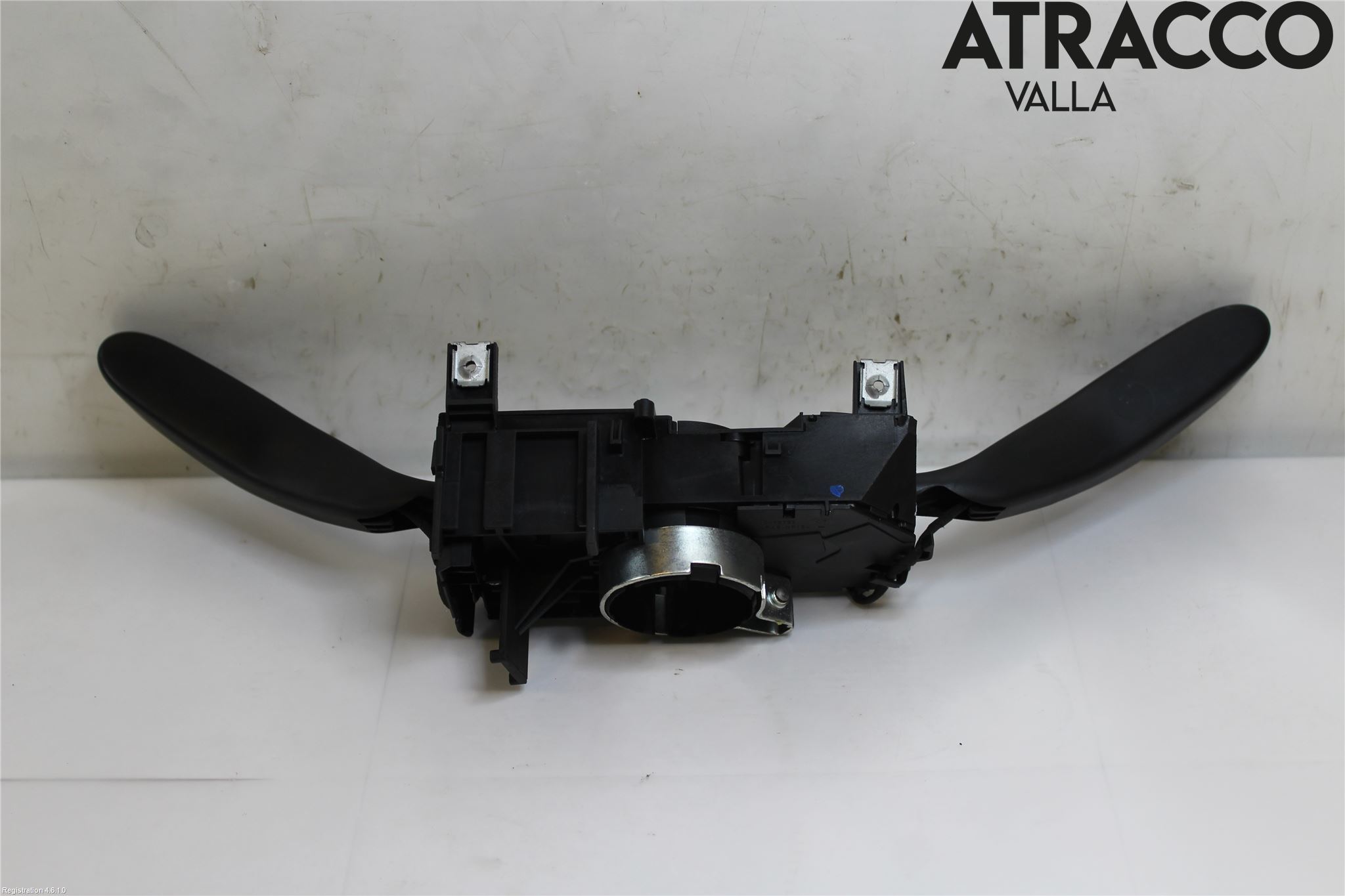 Volkswagen VW AMAROK 2H 10-22 Spakcentral