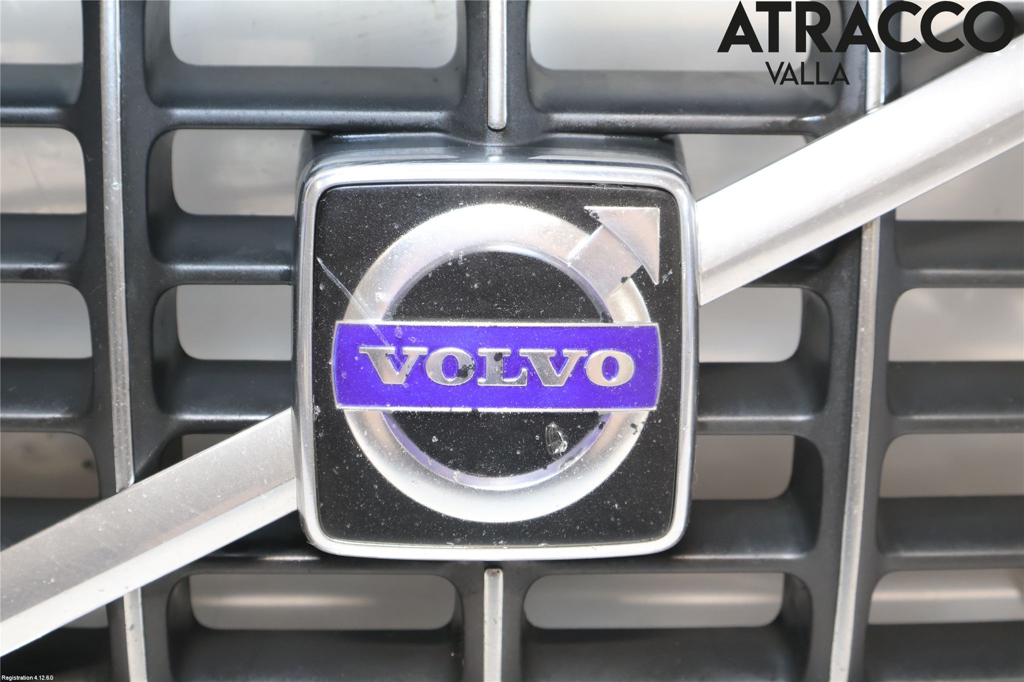 Volvo V70 08-13 Grill Komp