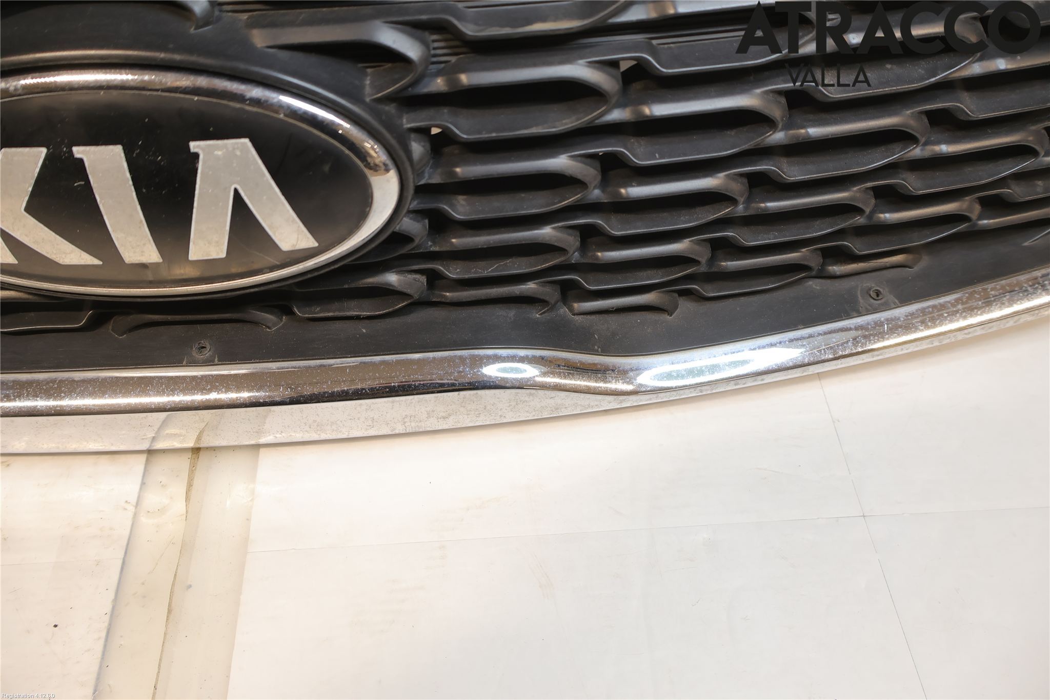 Kia SORENTO 10-14 Grill Komp