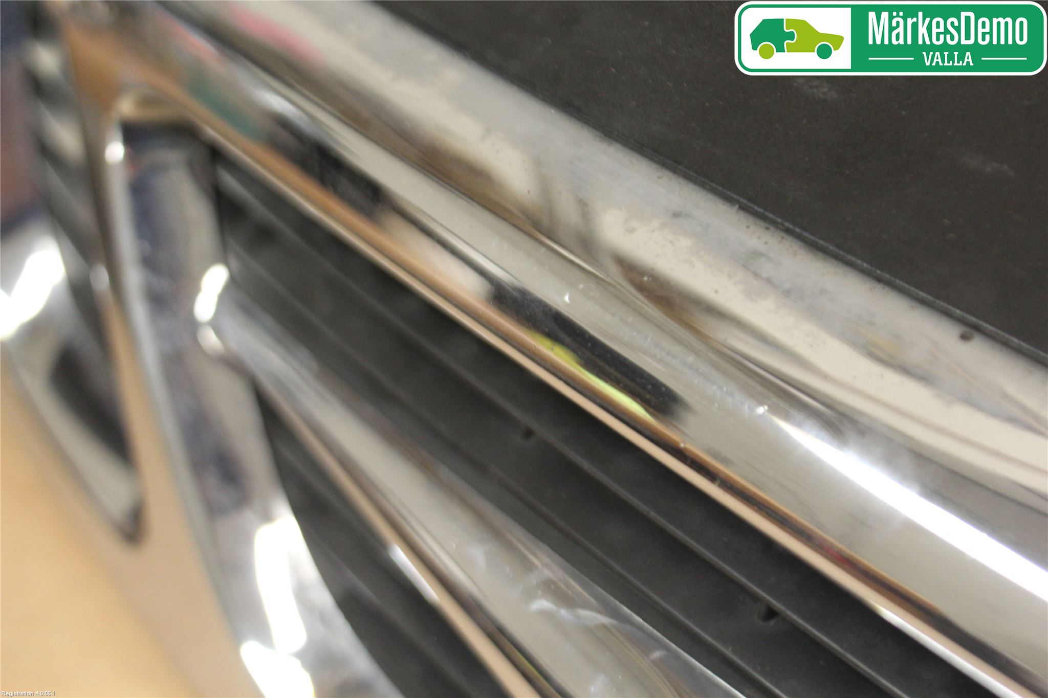 Saab 9-5 -05 Grill Komp