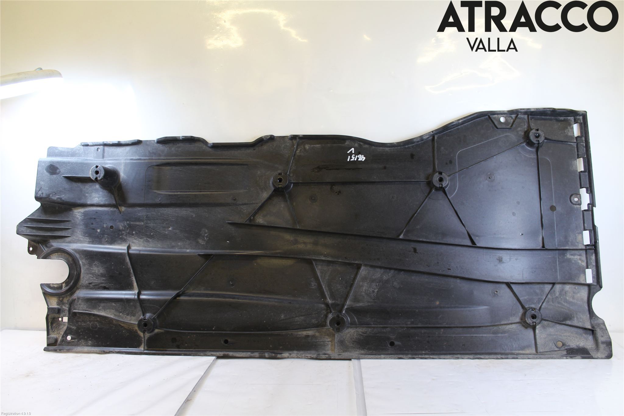 Volkswagen VW T-ROC 18- Hasplåt Plåt-Plast