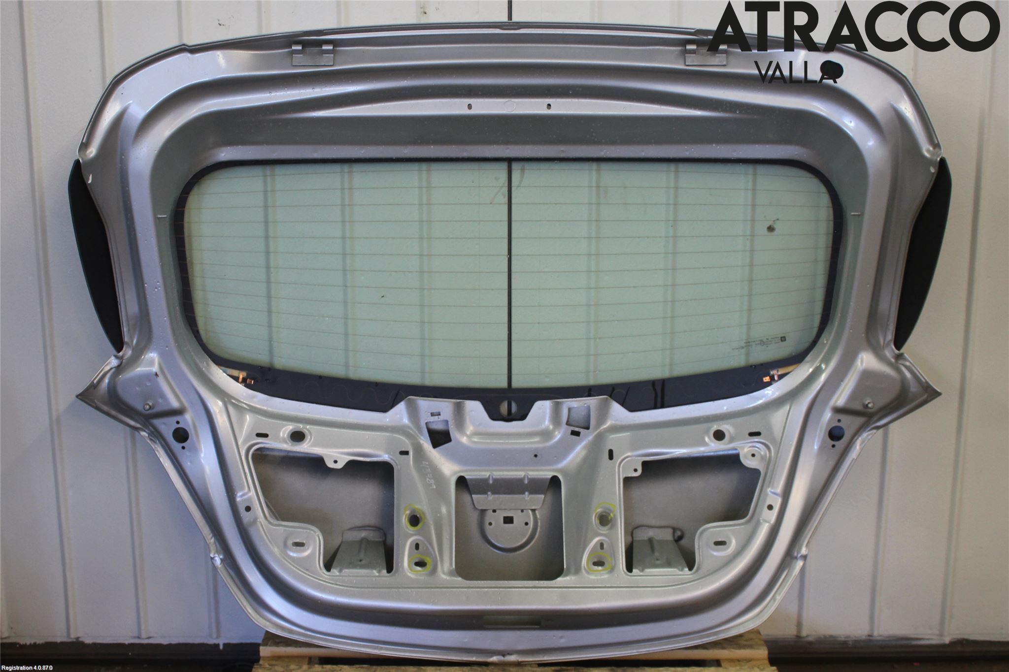 Opel CORSA E 15-19 Baklucka Cc-Kombi-Sedan