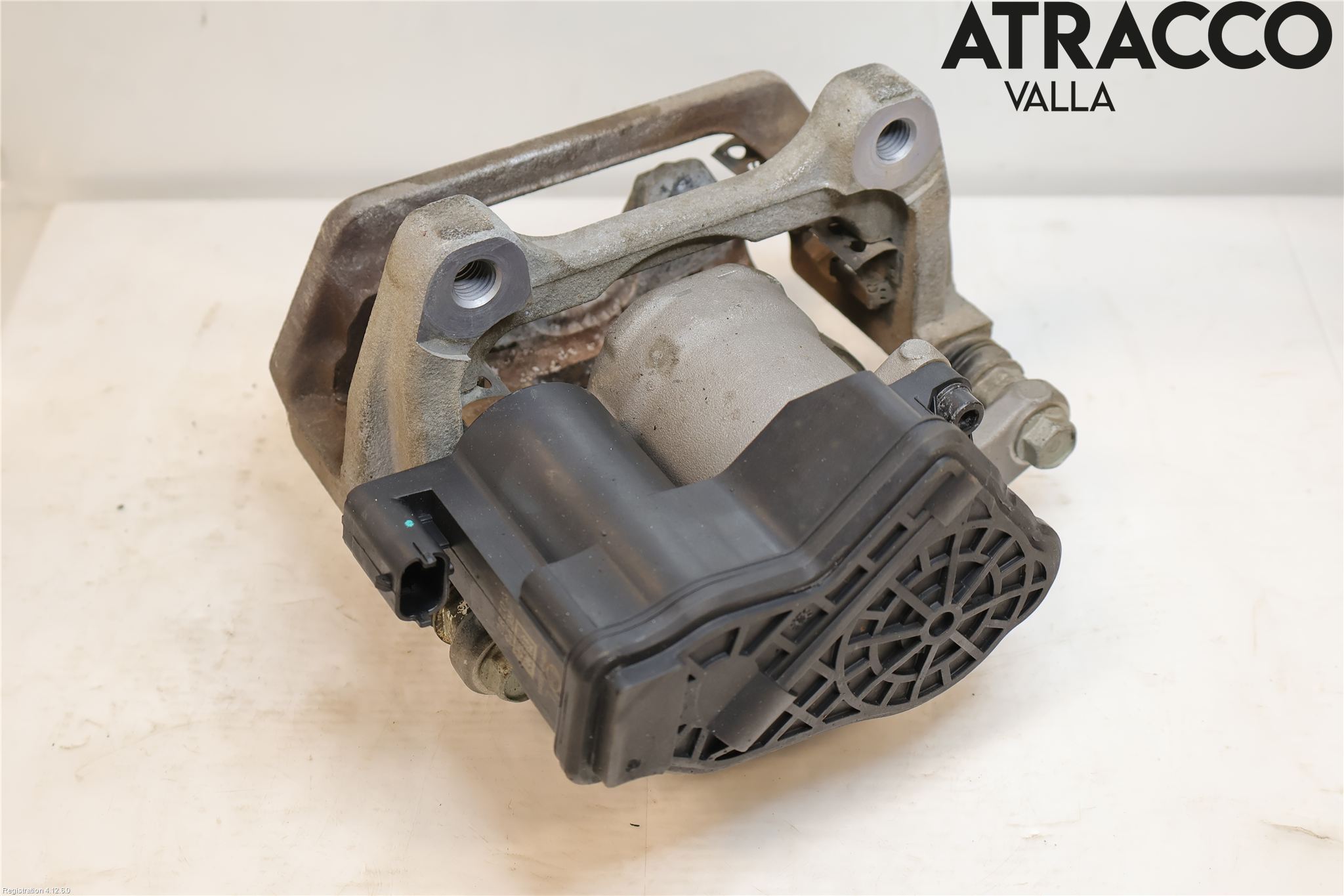 Tesla MODEL Y 21- Bromsok Bak Vänster