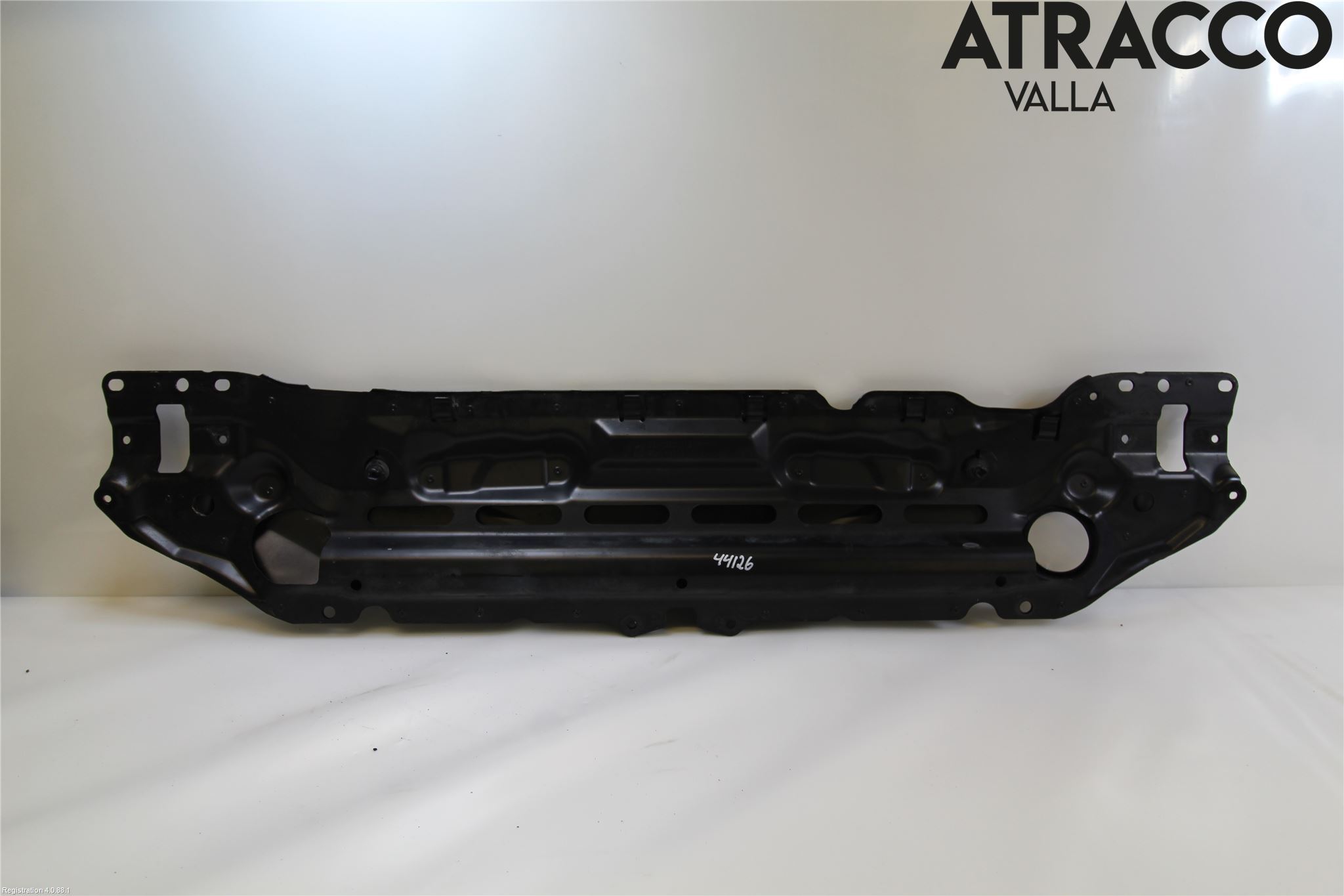 BMW 5 E60/61 Sed/Tou 02-10 Front Huvlåsplåt-Balk